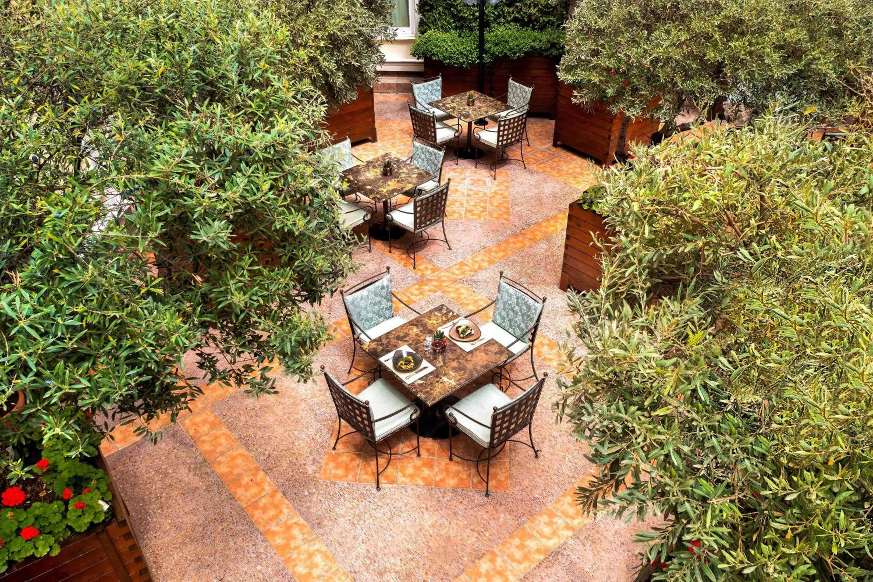 Lounge or bar in Hotel Grande Bretagne, a Luxury Collection Hotel, Athens