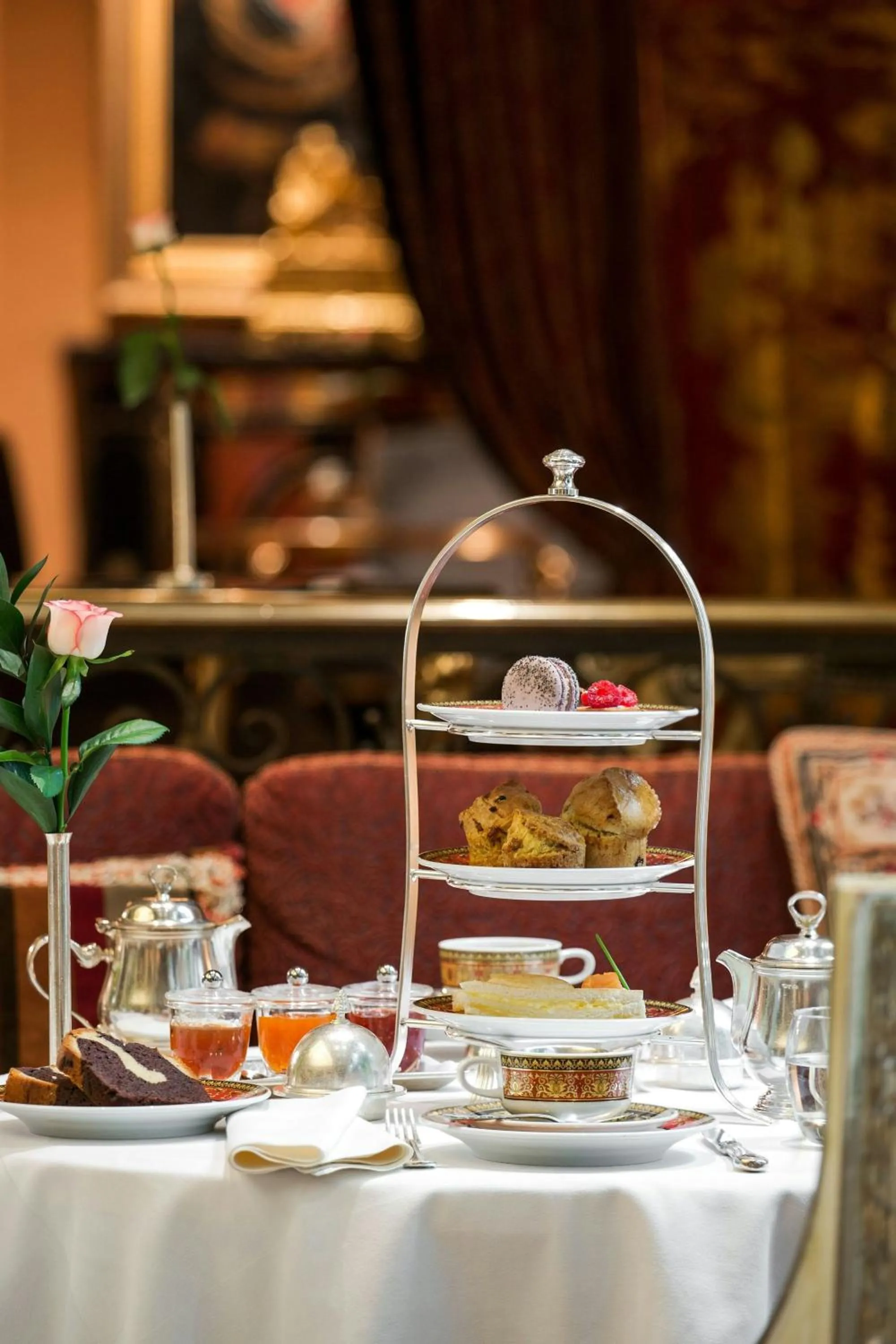 Restaurant/places to eat in Hotel Grande Bretagne, a Luxury Collection Hotel, Athens