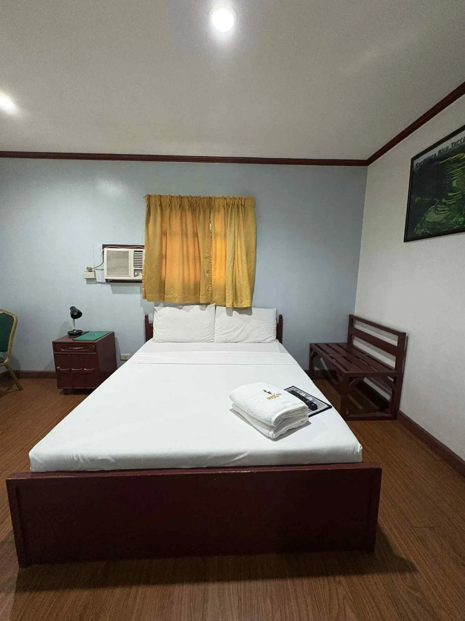 Bedroom, Bed in DUCK INN AND RESTAURANT