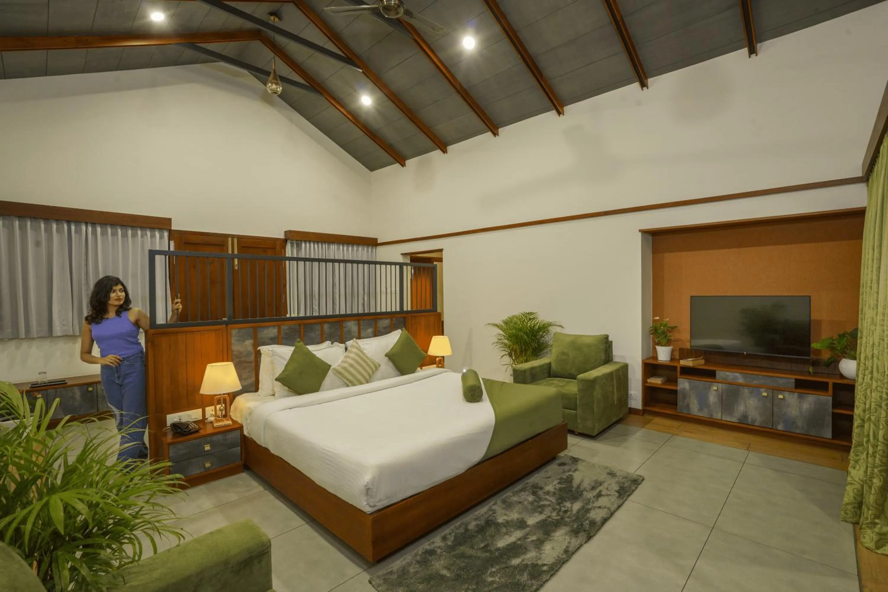 Bed in Crystal Kuruva Nature Resort & Spa