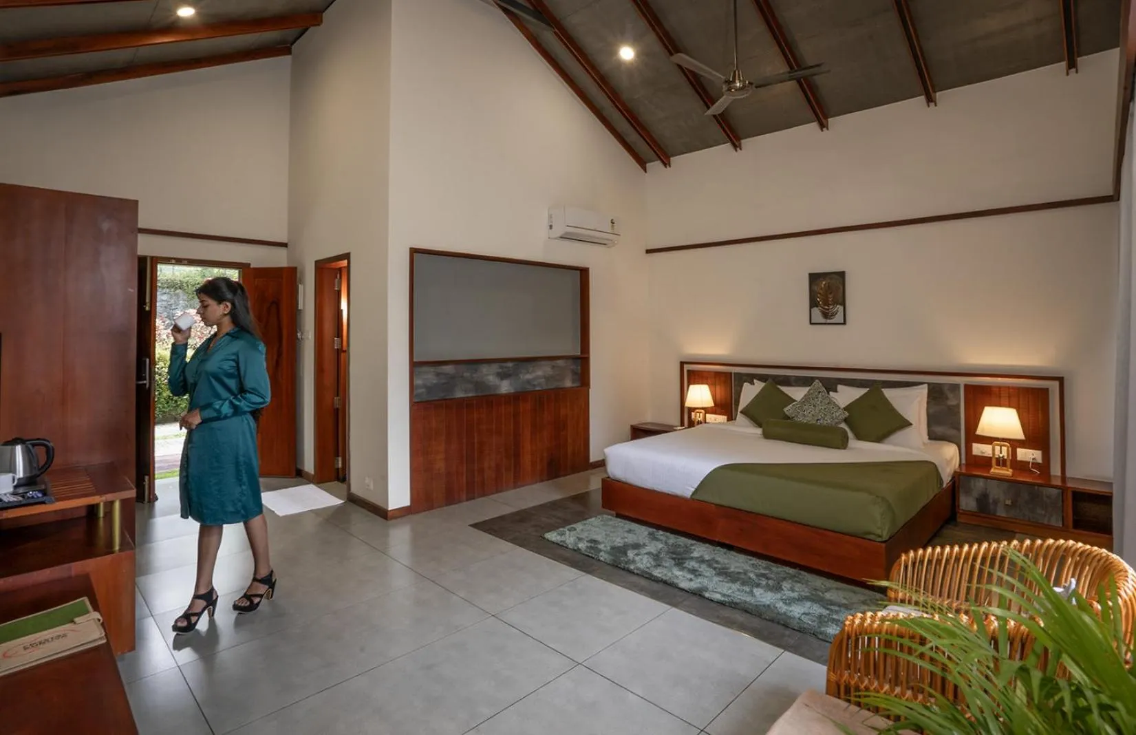 Bedroom, Bed in Crystal Kuruva Nature Resort & Spa