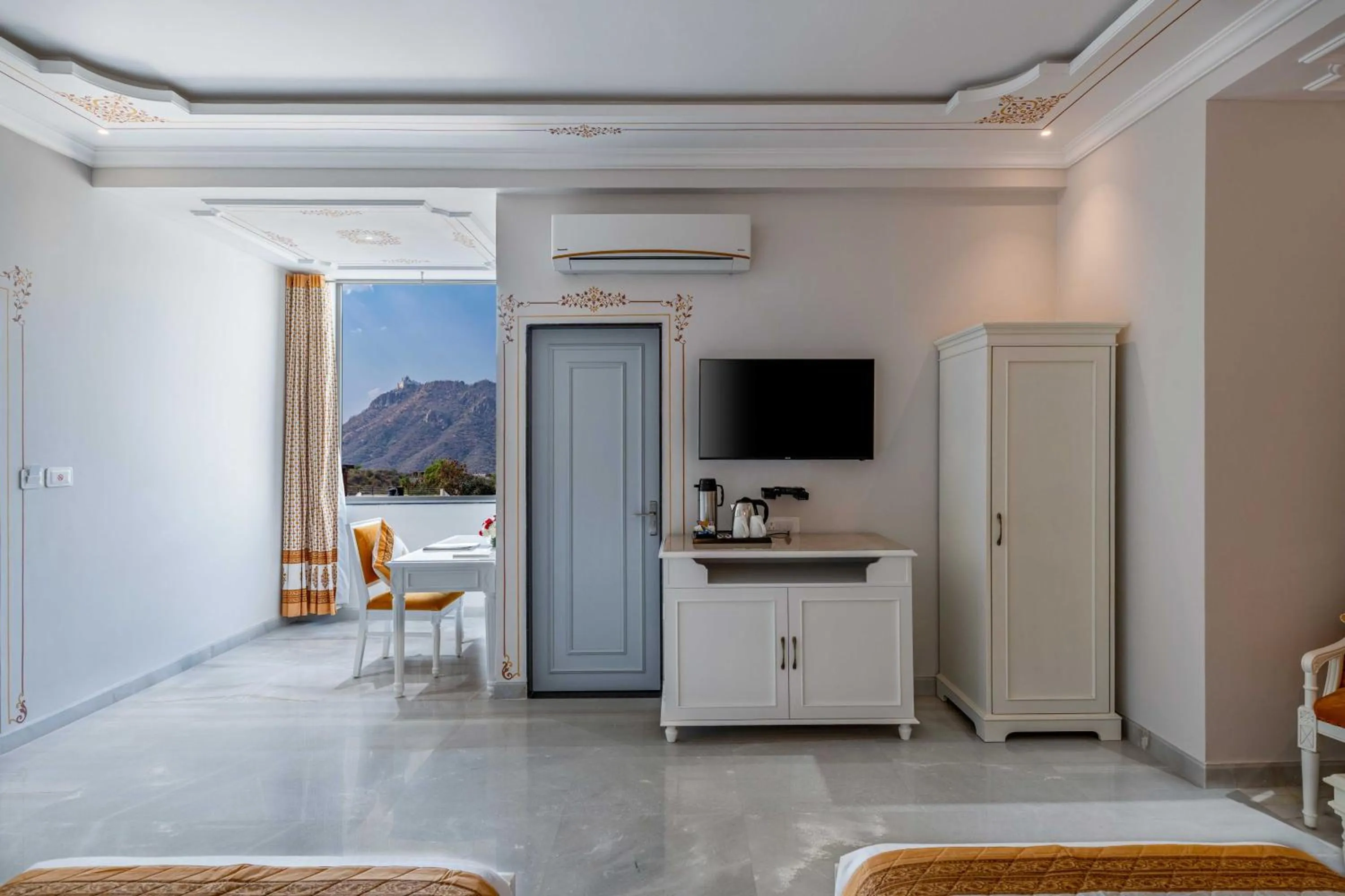 TV and multimedia in Maan Vilas - A Boutique Hotel Udaipur