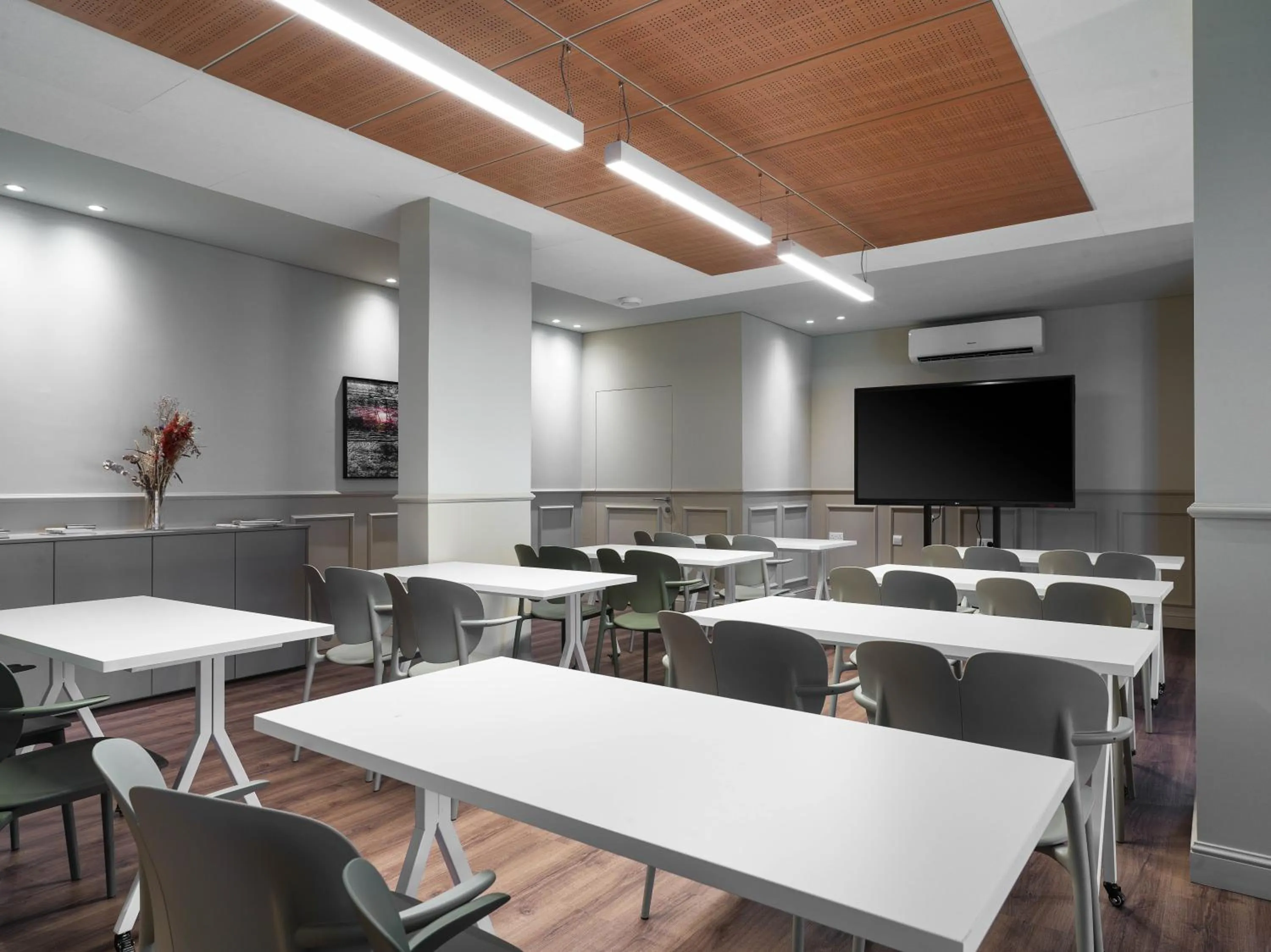 Meeting/conference room in LIV Mackenzie Beach Suites Larnaca ADULTS ONLY