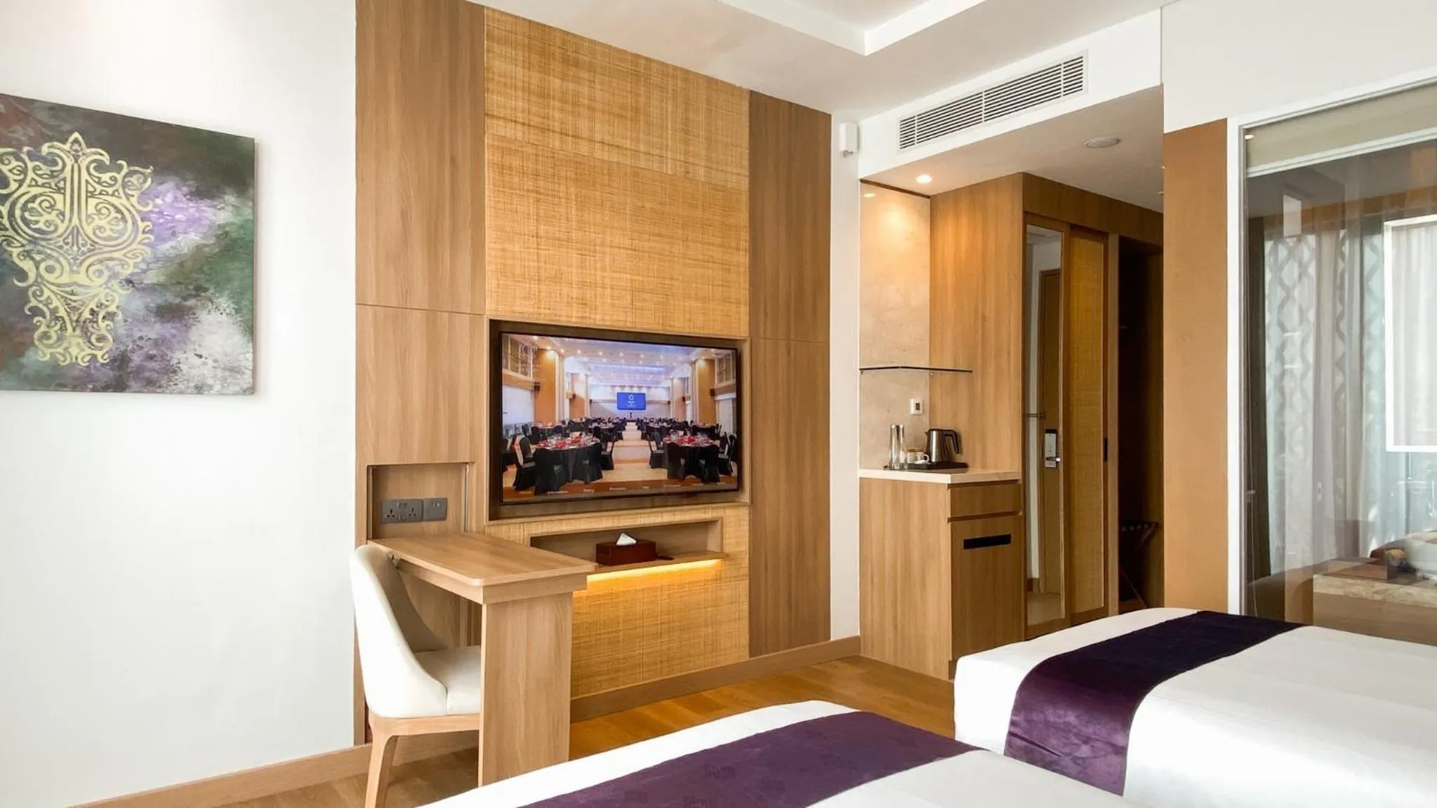 Bedroom, Bed in Marianna Resort And Convention Tuktuk - Samosir, Marclan Collection