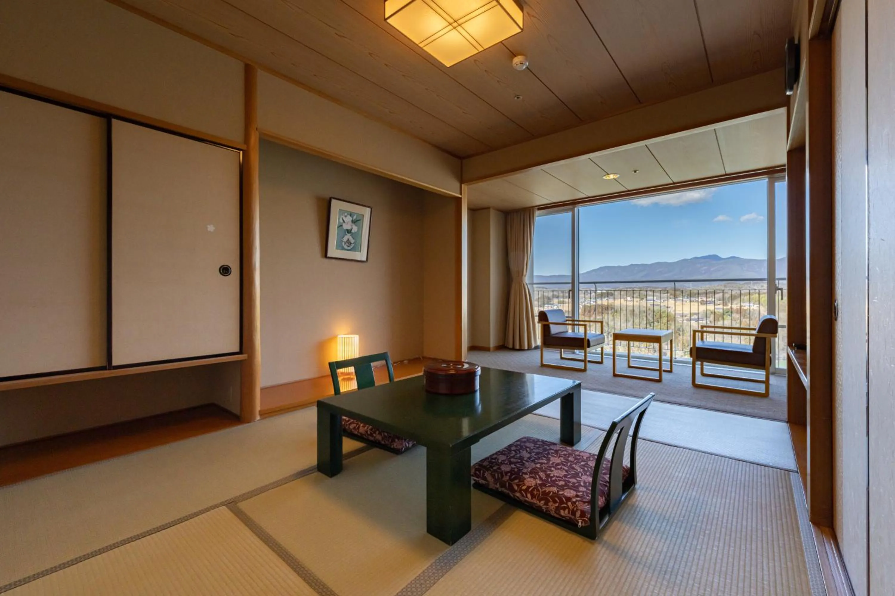 Photo of the whole room in Enakyo Onsen Hotel Yuzuriha