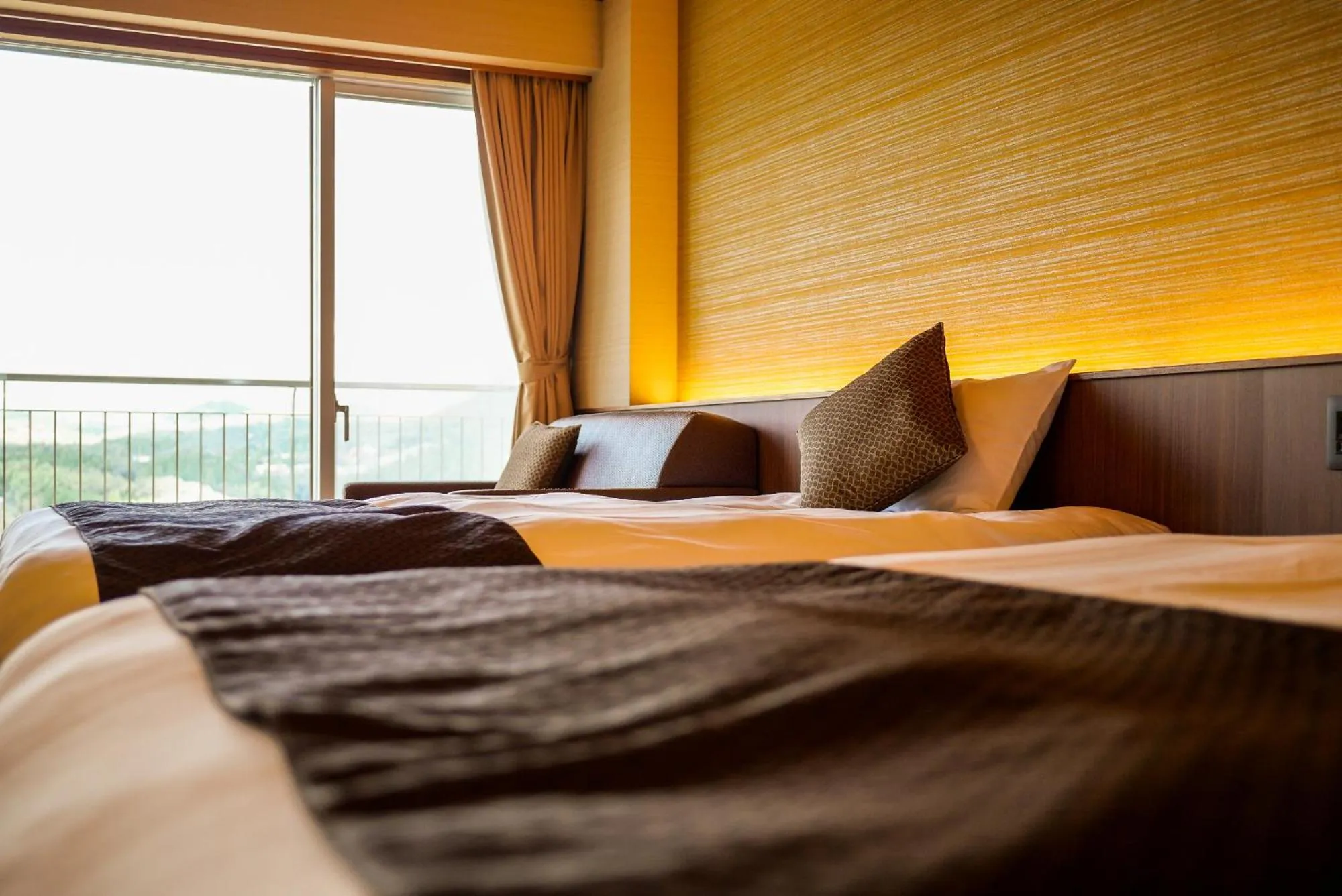 Photo of the whole room, Bed in Enakyo Onsen Hotel Yuzuriha