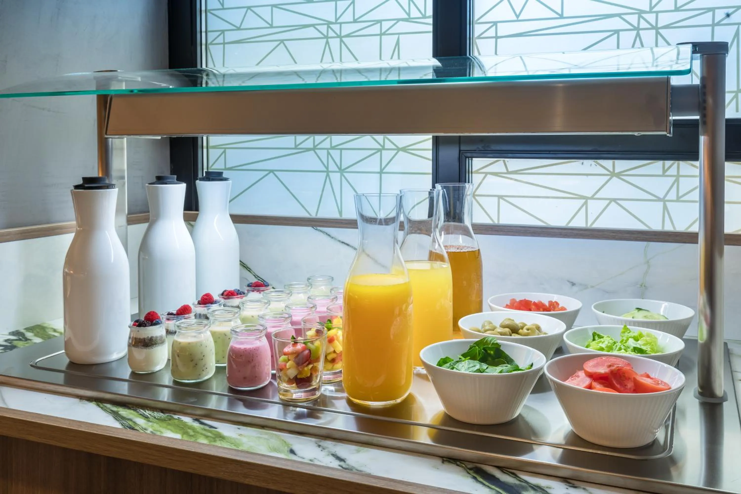 Restaurant/places to eat in Barceló Funchal Oldtown