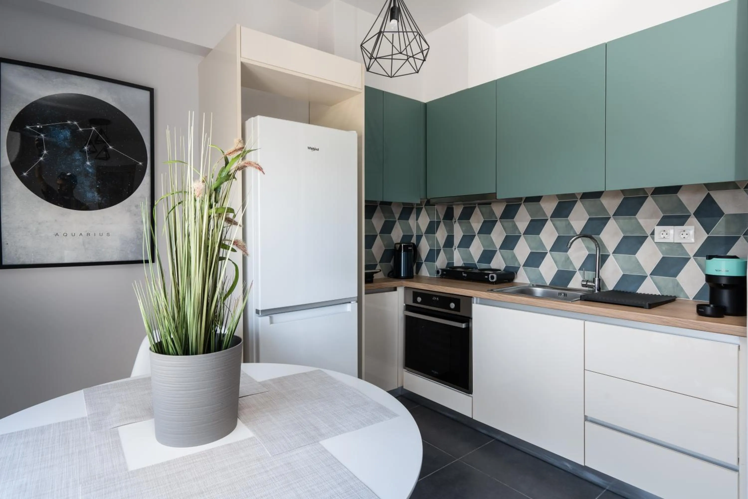 Kitchen or kitchenette in Starlight Residence