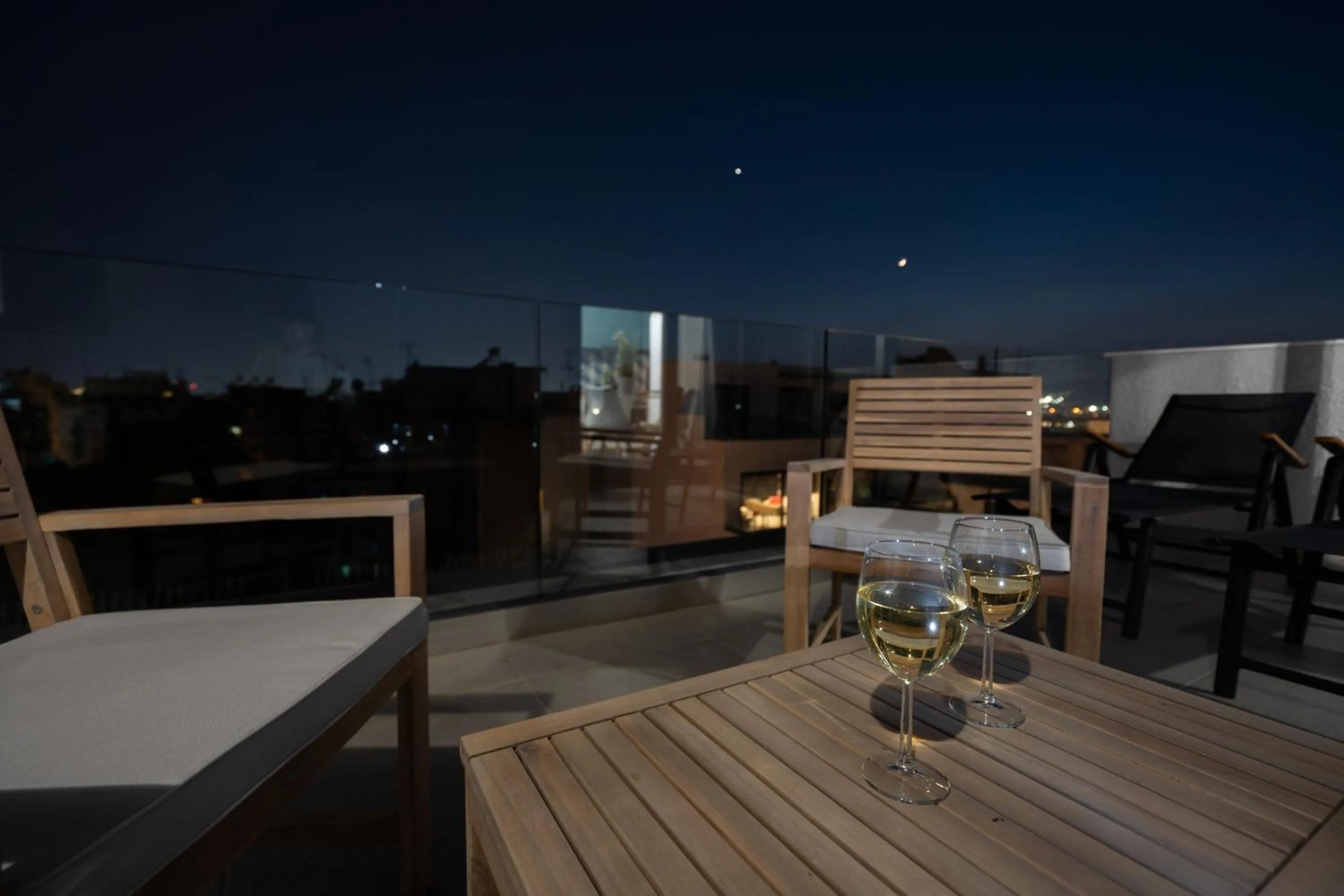 Night in Starlight Residence