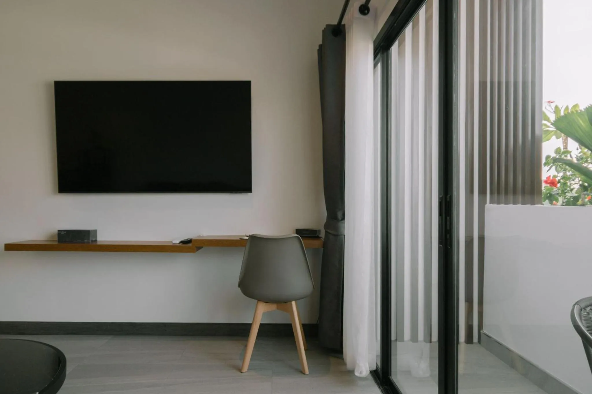 TV and multimedia in ONE LODGE Pattaya