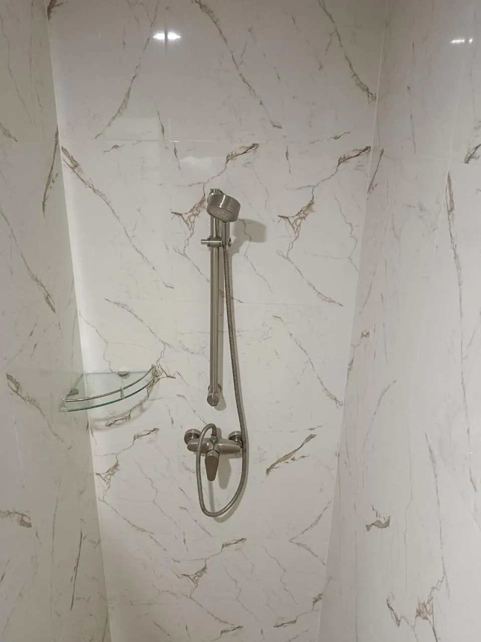 Shower in Baan Plaifah Khao Yai Hotel