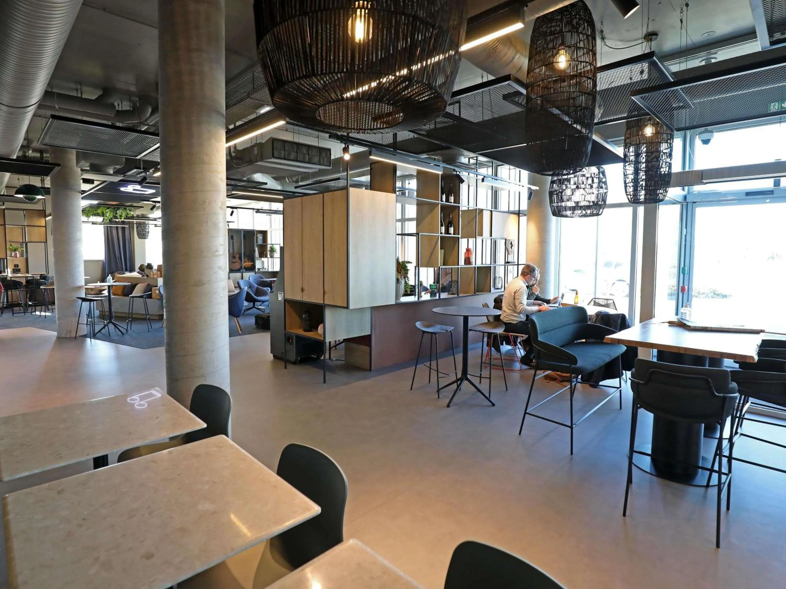 Property building in Ibis Bourgoin Jallieu Medipole