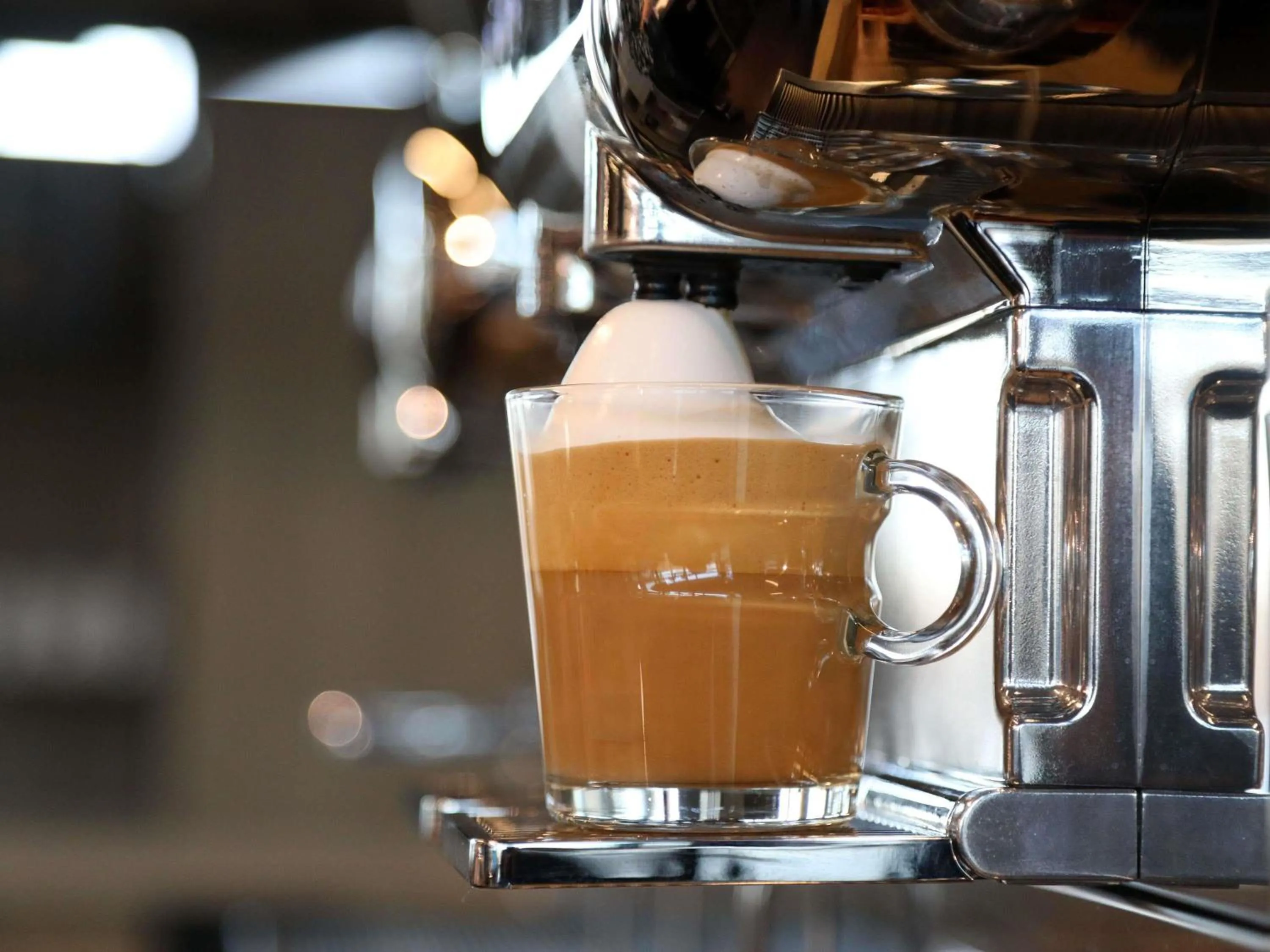 Lounge or bar in Ibis Bourgoin Jallieu Medipole