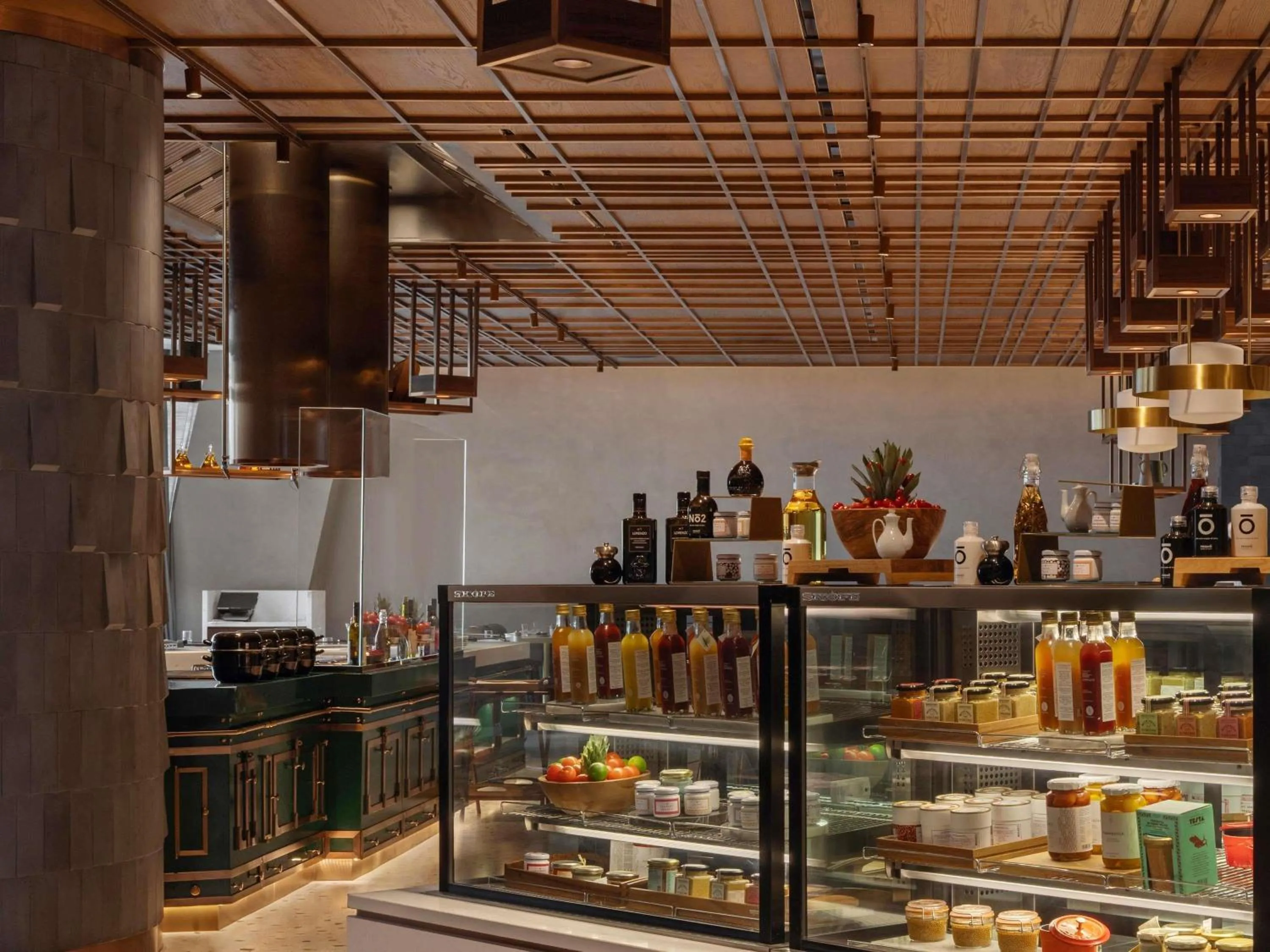 Restaurant/places to eat in SO/ Uptown Dubai