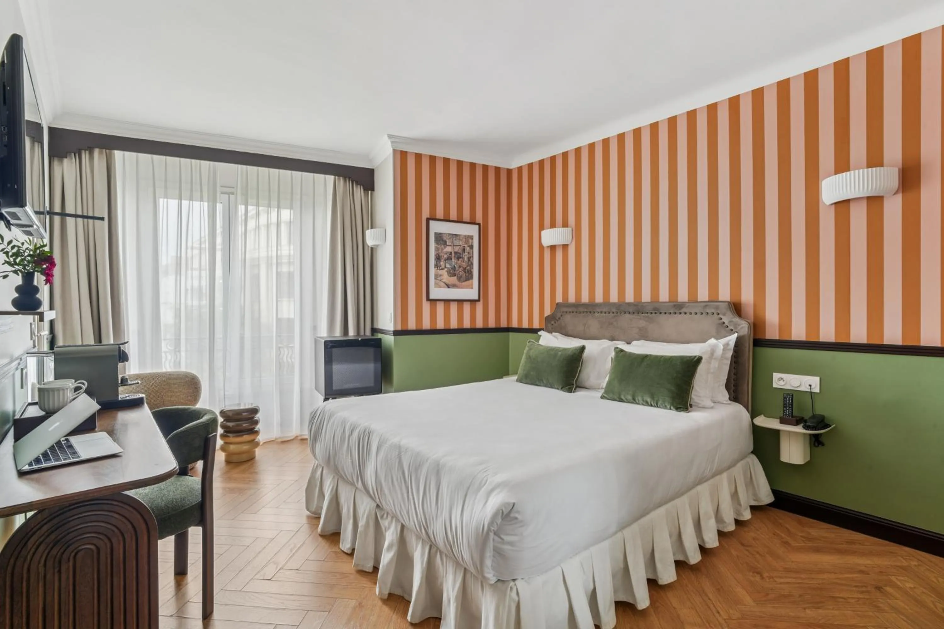 Bed in Hotel Le Clery