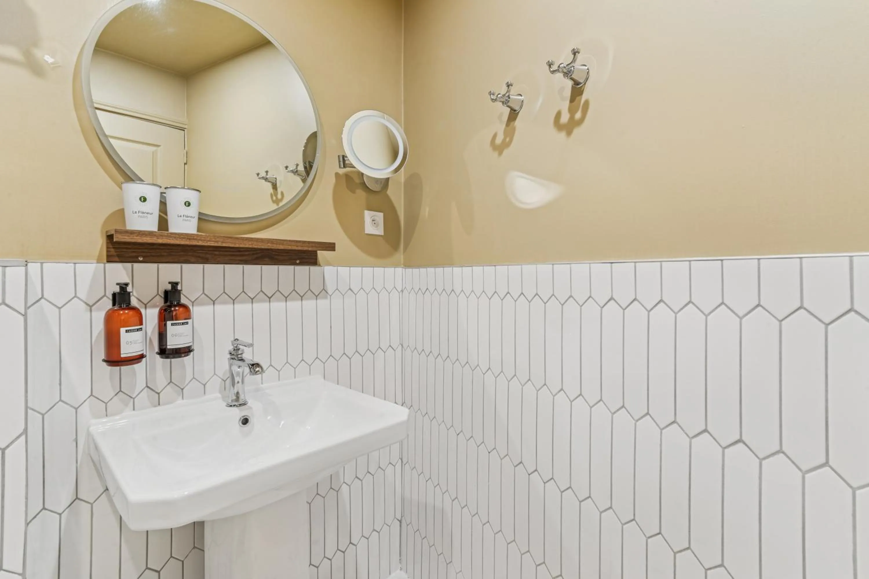 Bathroom in Hotel Le Clery