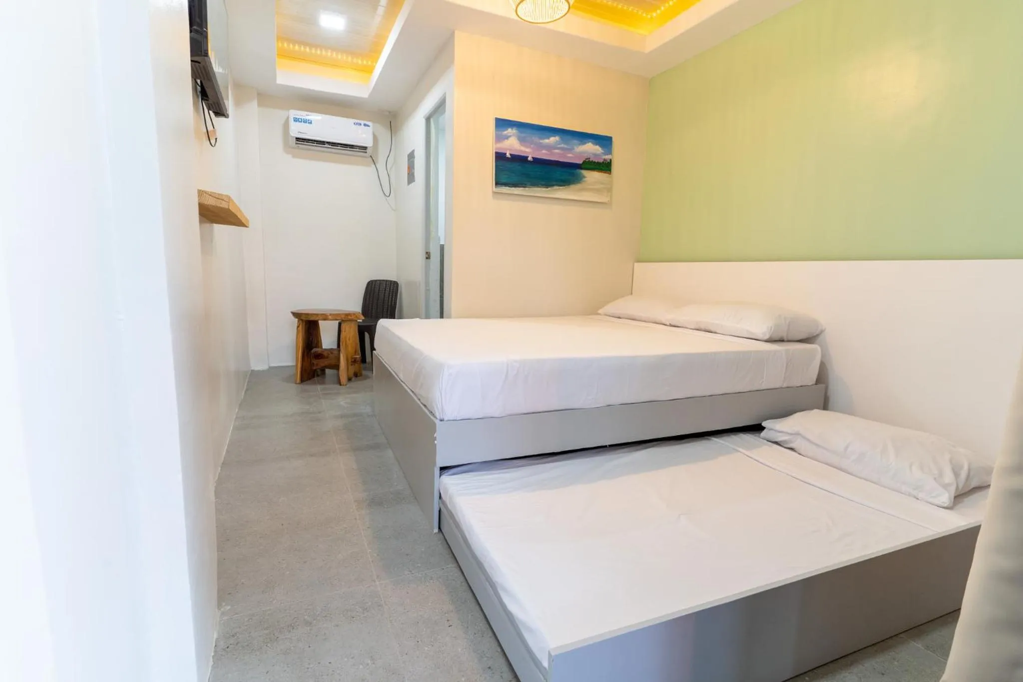 Bedroom, Bed in Bamboo Paraiso Resort at Bolo Beach