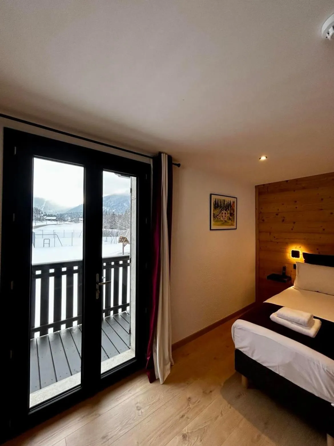 Bed in Hôtel Restaurant Le Madame