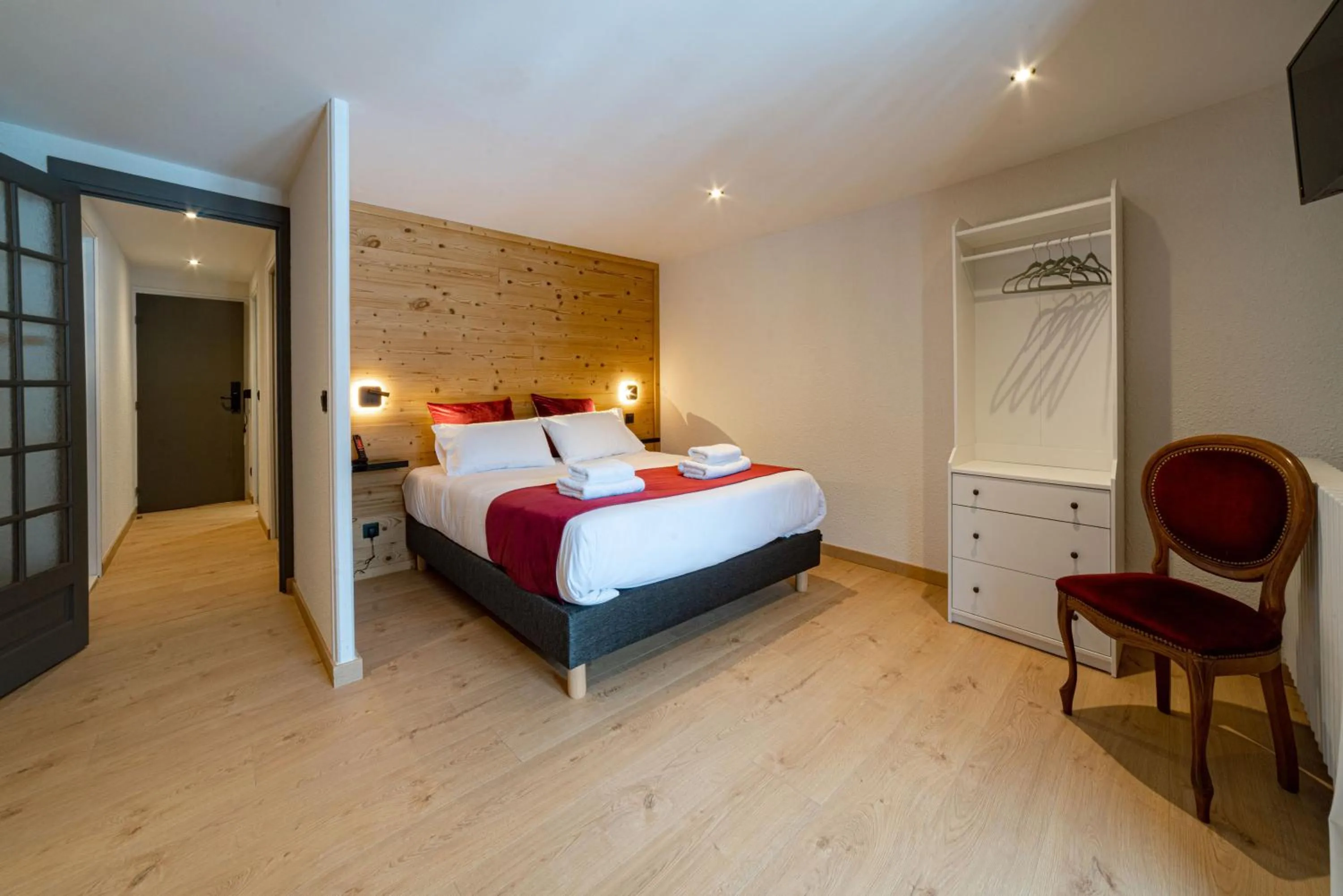 Bed in Hôtel Restaurant Le Madame