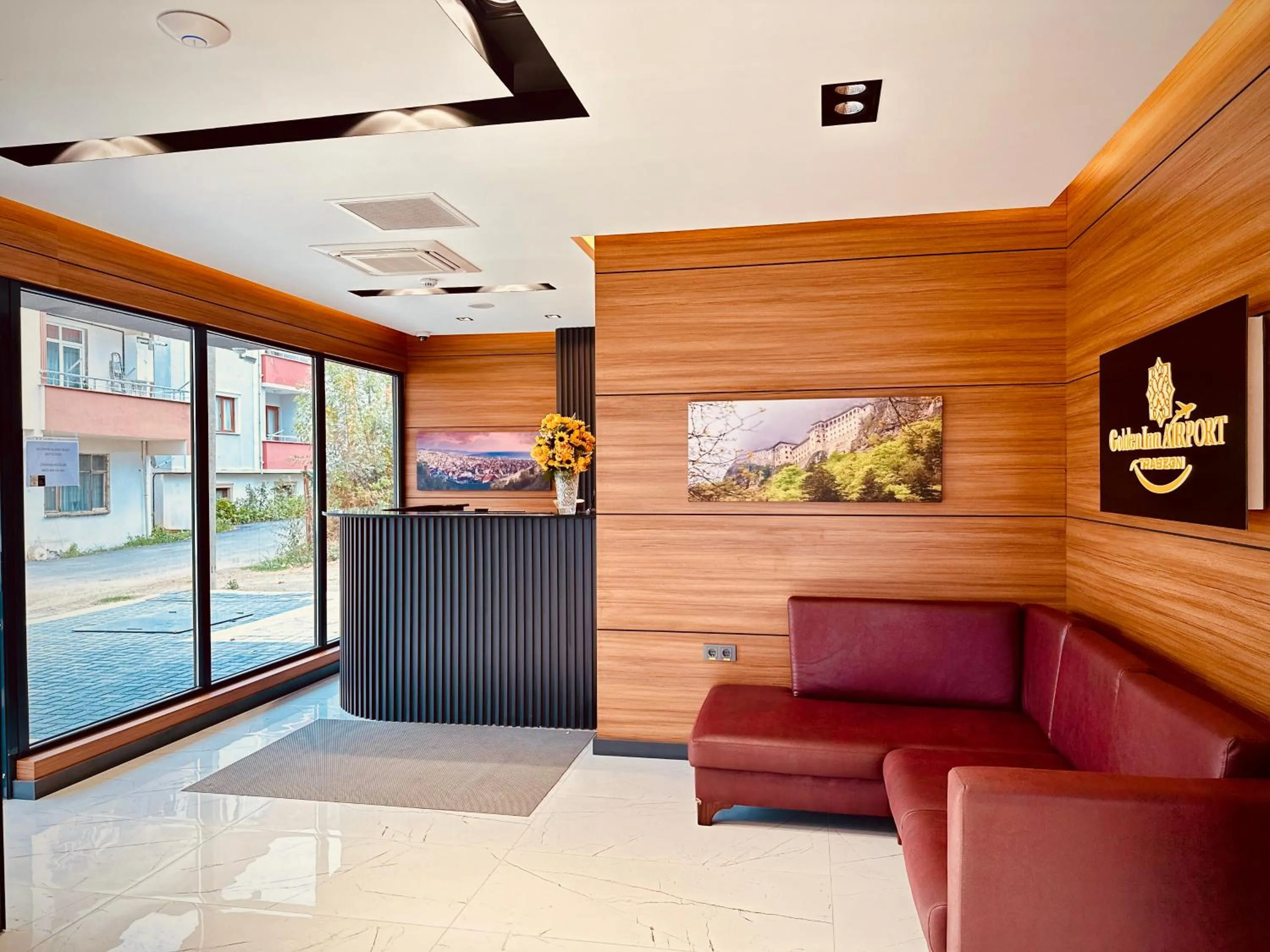 Lobby or reception in Golden Inn Airport - TRABZON