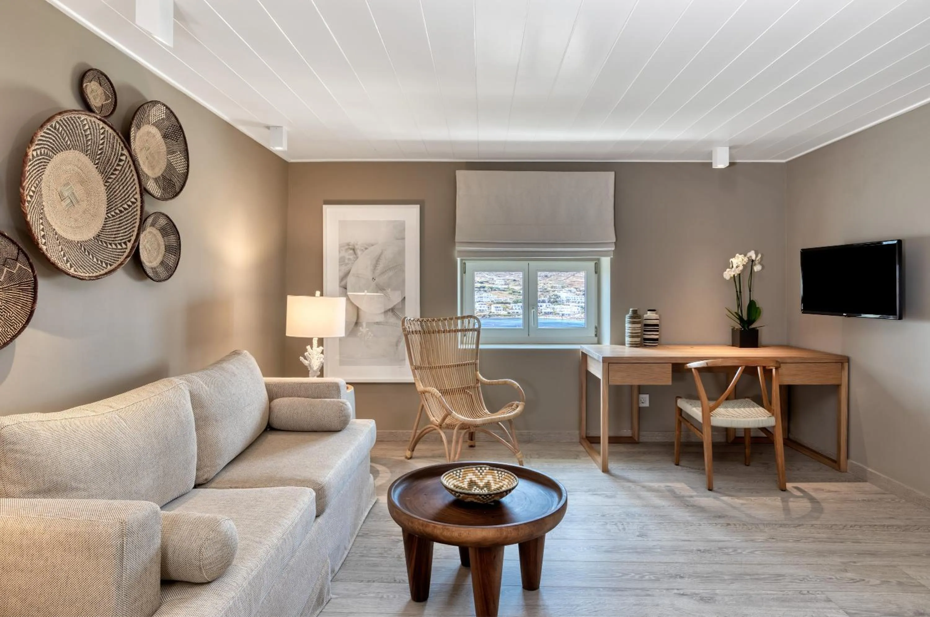 TV and multimedia in Santa Marina, A Luxury Collection Resort, Mykonos