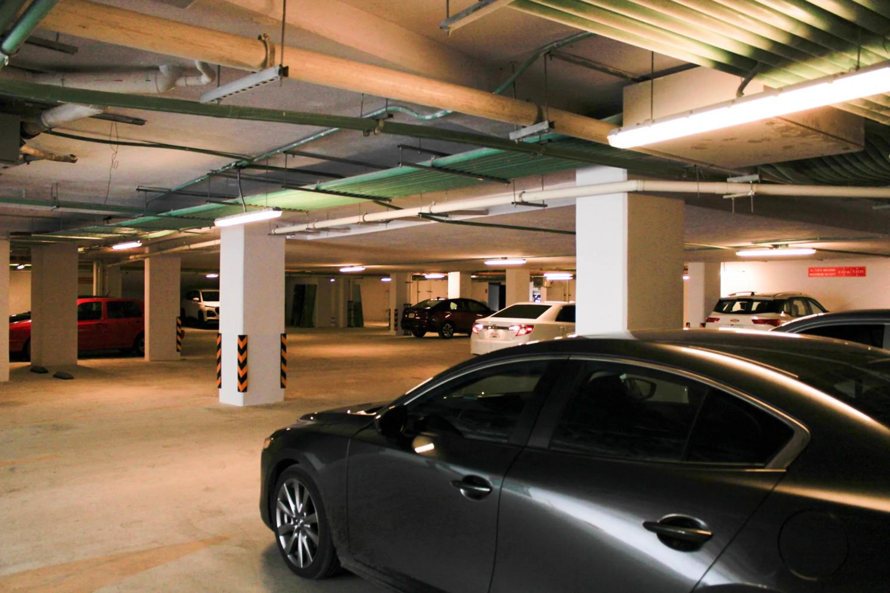 Parking in Singular Dream Vacation Rentals