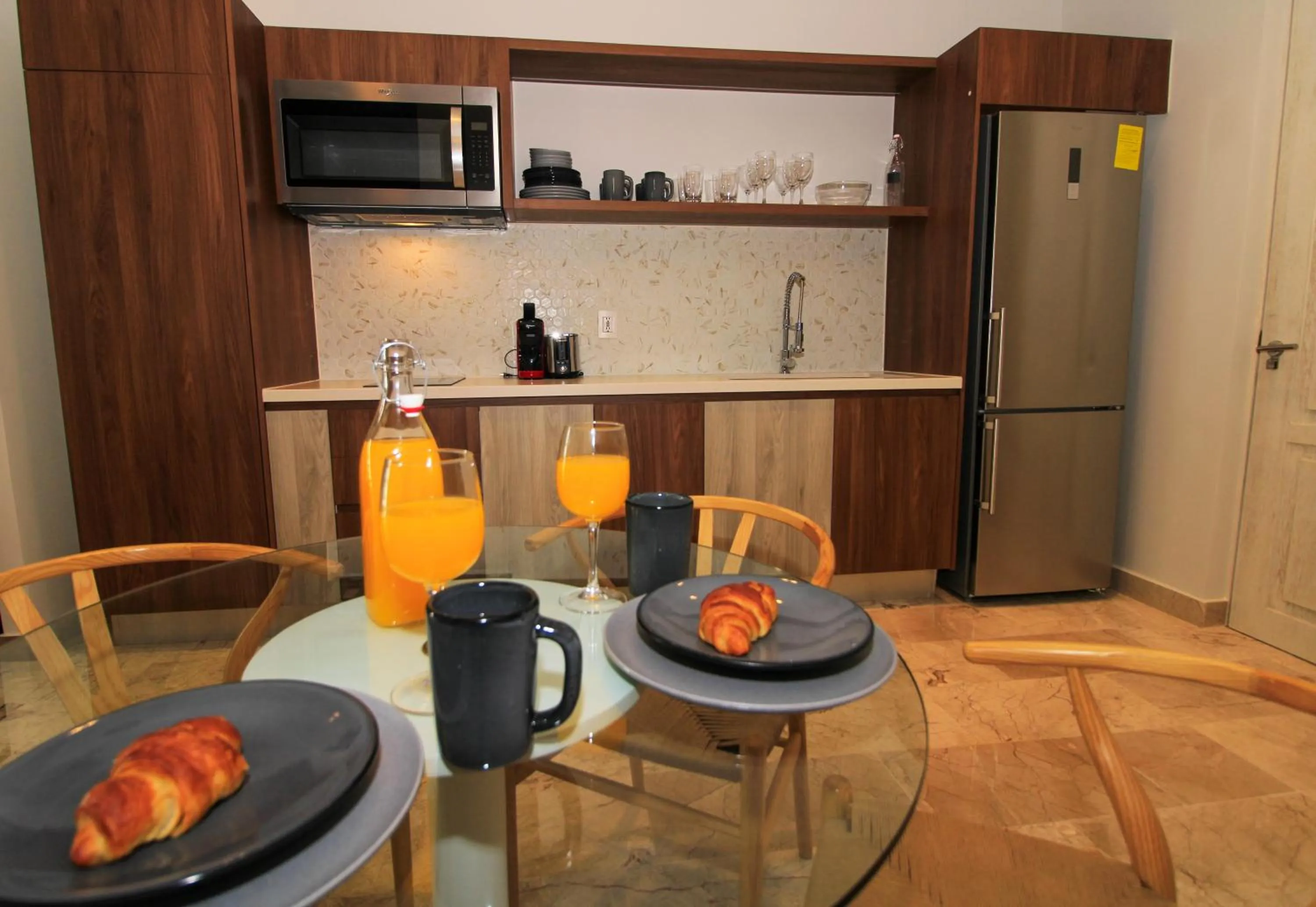 Kitchen or kitchenette in Singular Dream Vacation Rentals