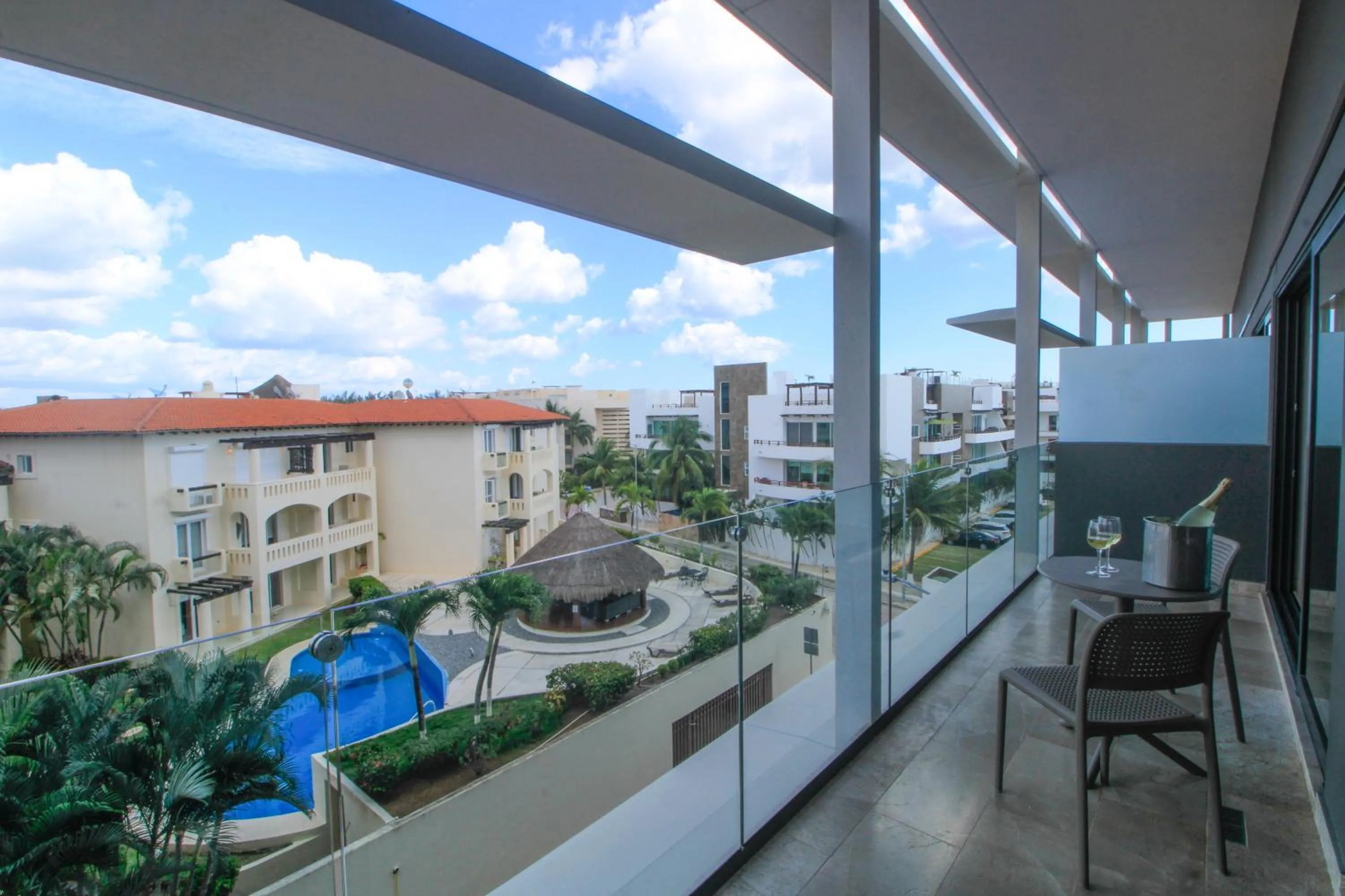 Balcony/Terrace in Singular Dream Vacation Rentals