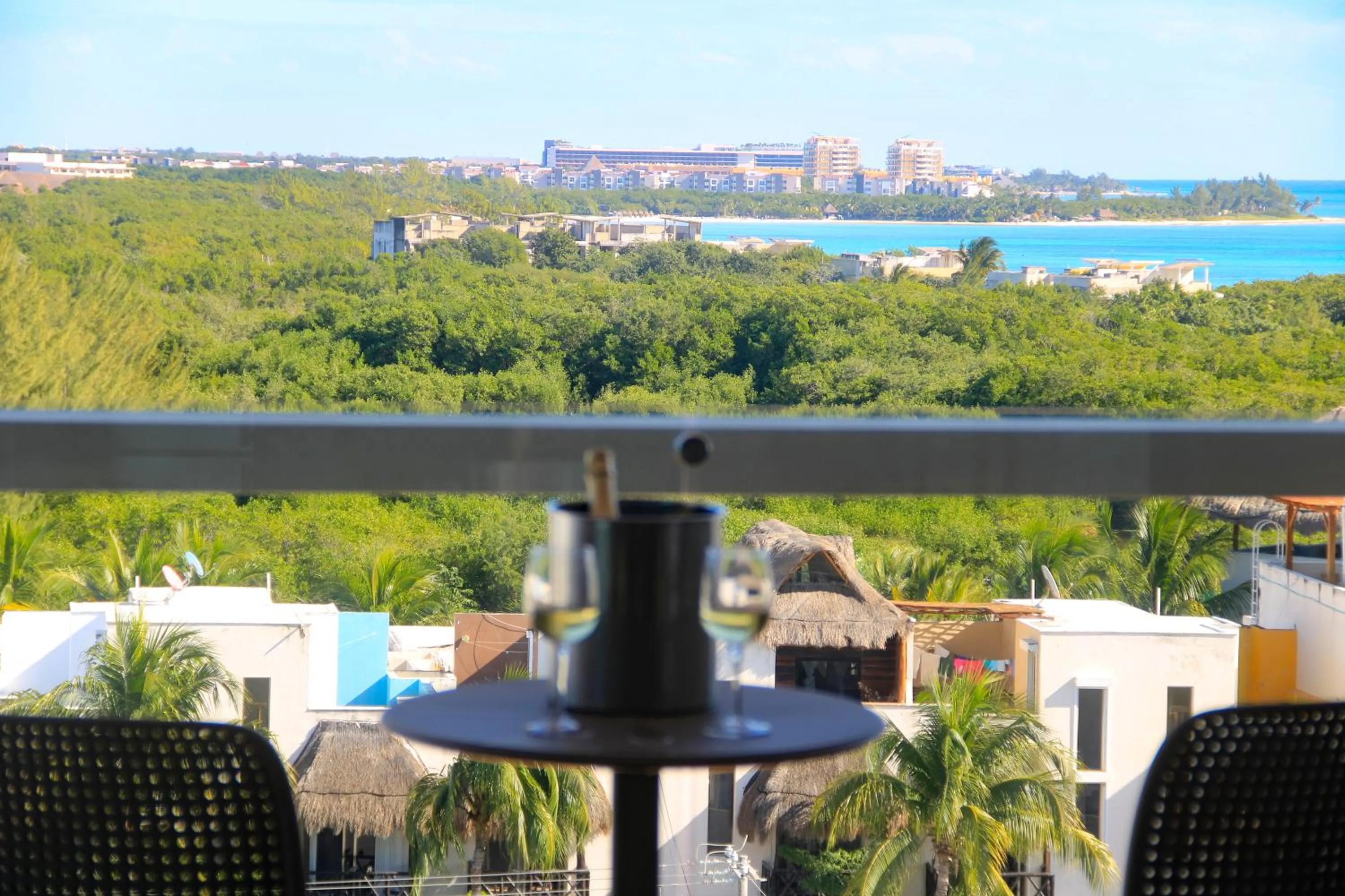 Natural landscape in Singular Dream Vacation Rentals