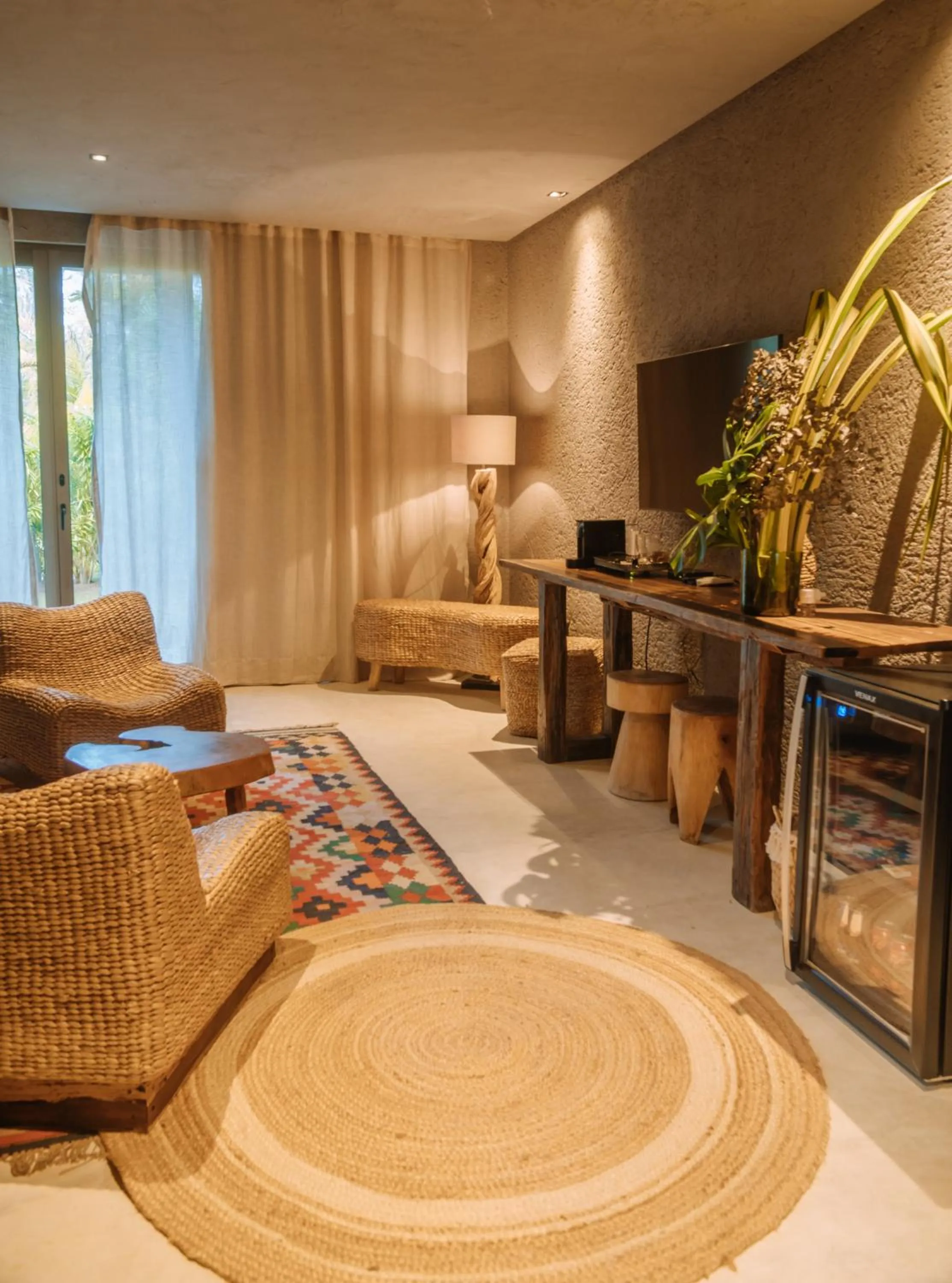 Communal lounge/ TV room in Zai Patacho