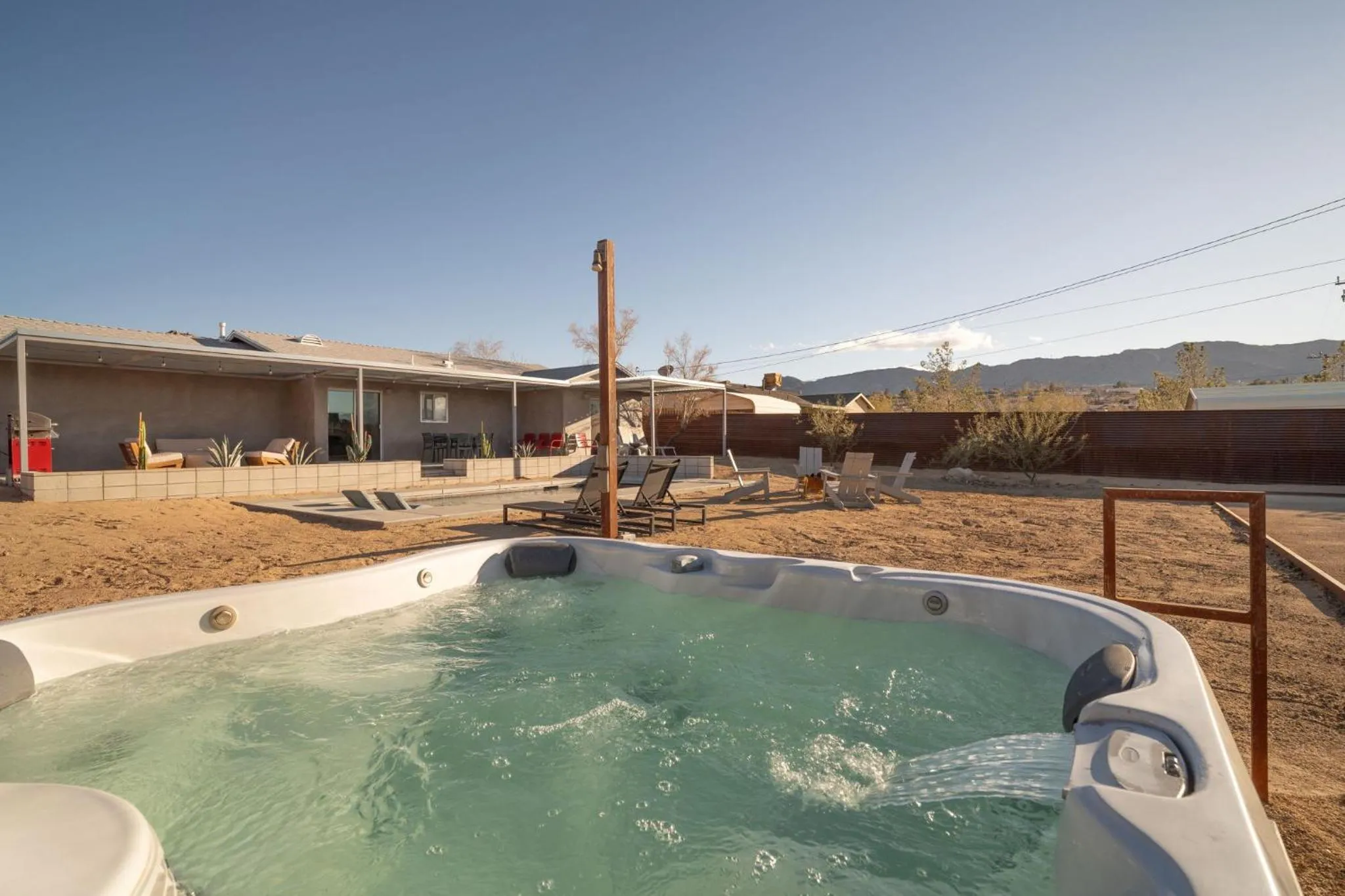 Hidden Valley Cottage - Modern Home in JT Hot Tub