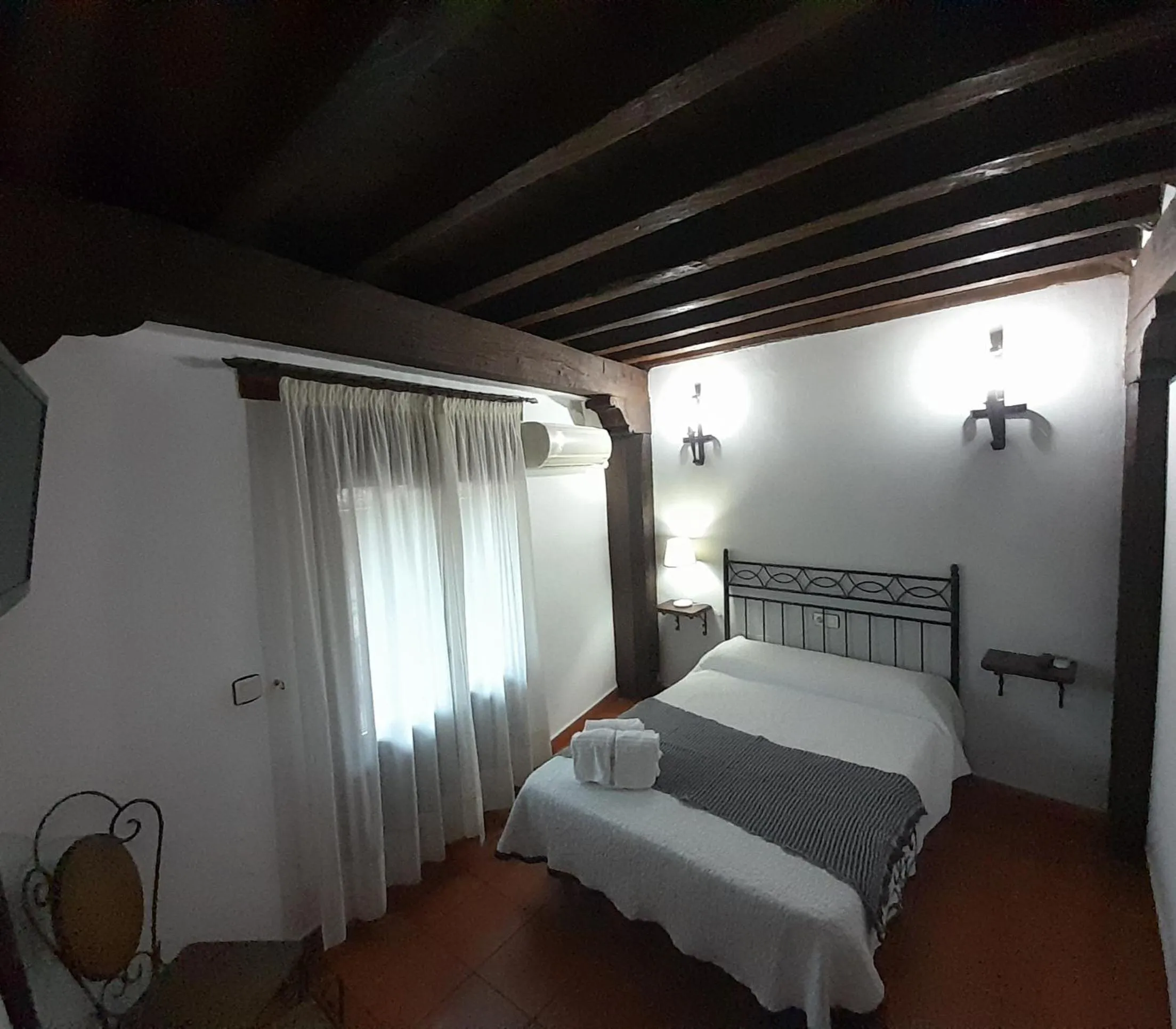 Bedroom, Bed in Hotel Rural Sierra de Francia