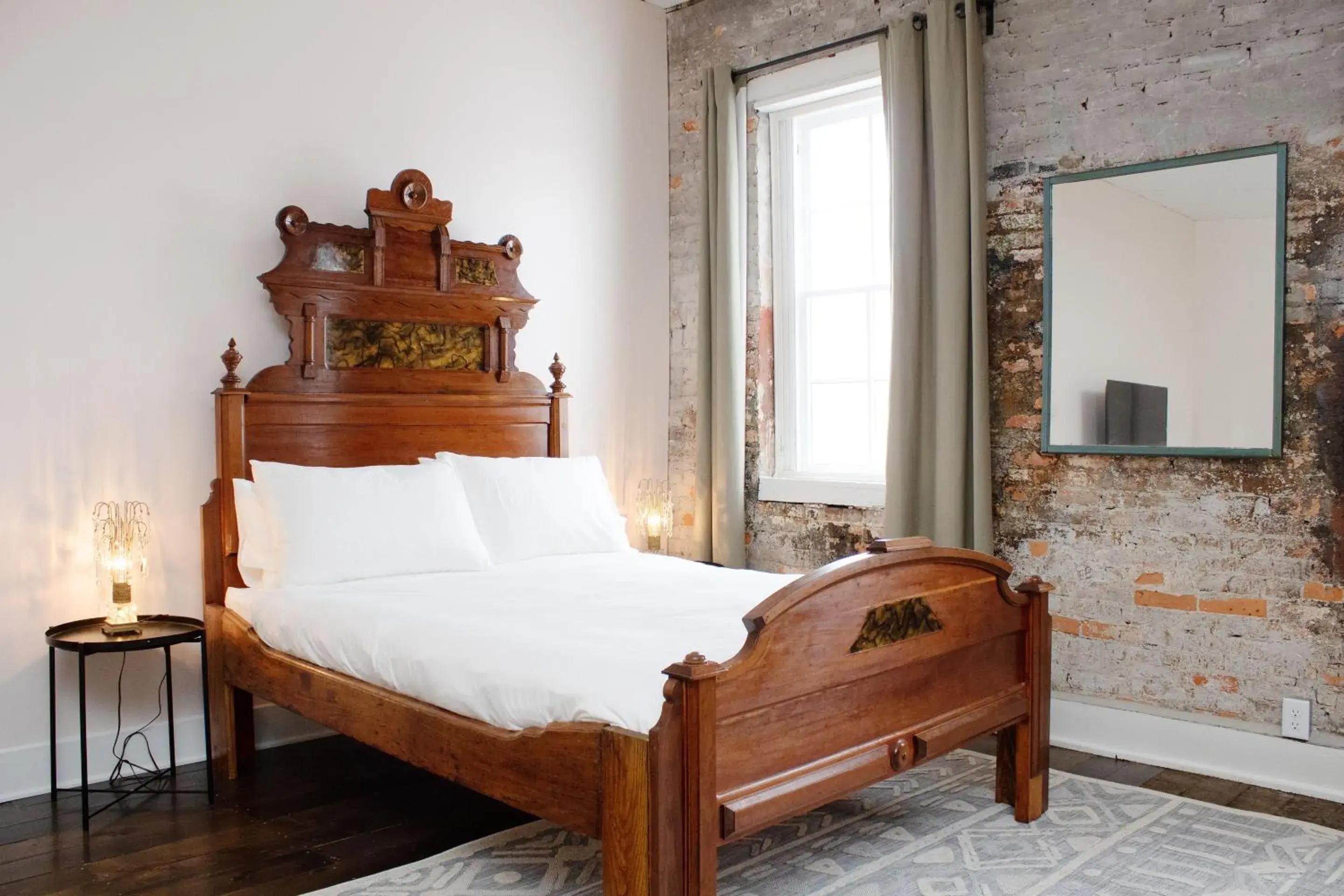 One-Bedroom Suite in Bischoff Inn - Former 1870 Furniture Factory Now 5 Room Boutique Hotel One-Bedroom Suite in Bischoff Inn - Former 1870 Furniture Factory Now 5 Room Boutique Hotel