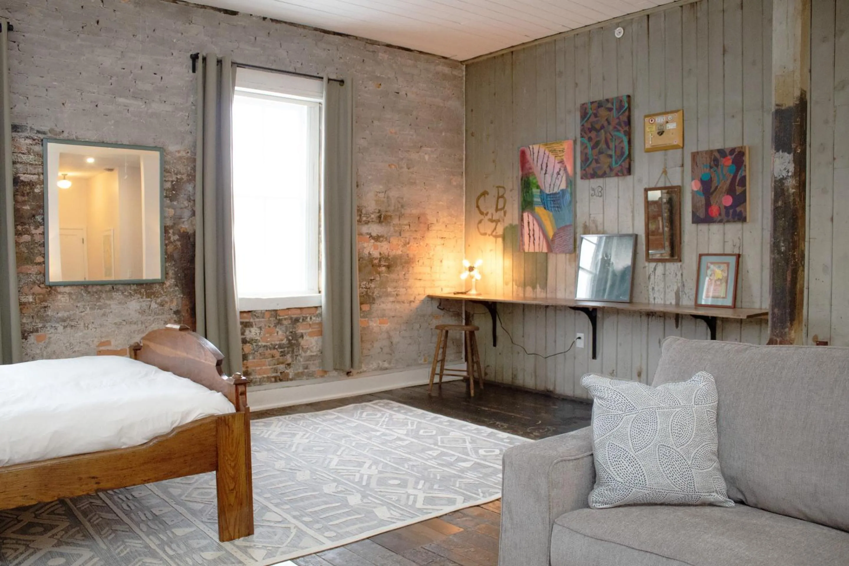 Bedroom, Bed in Bischoff Inn - Former 1870 Furniture Factory Now 5 Room Boutique Hotel