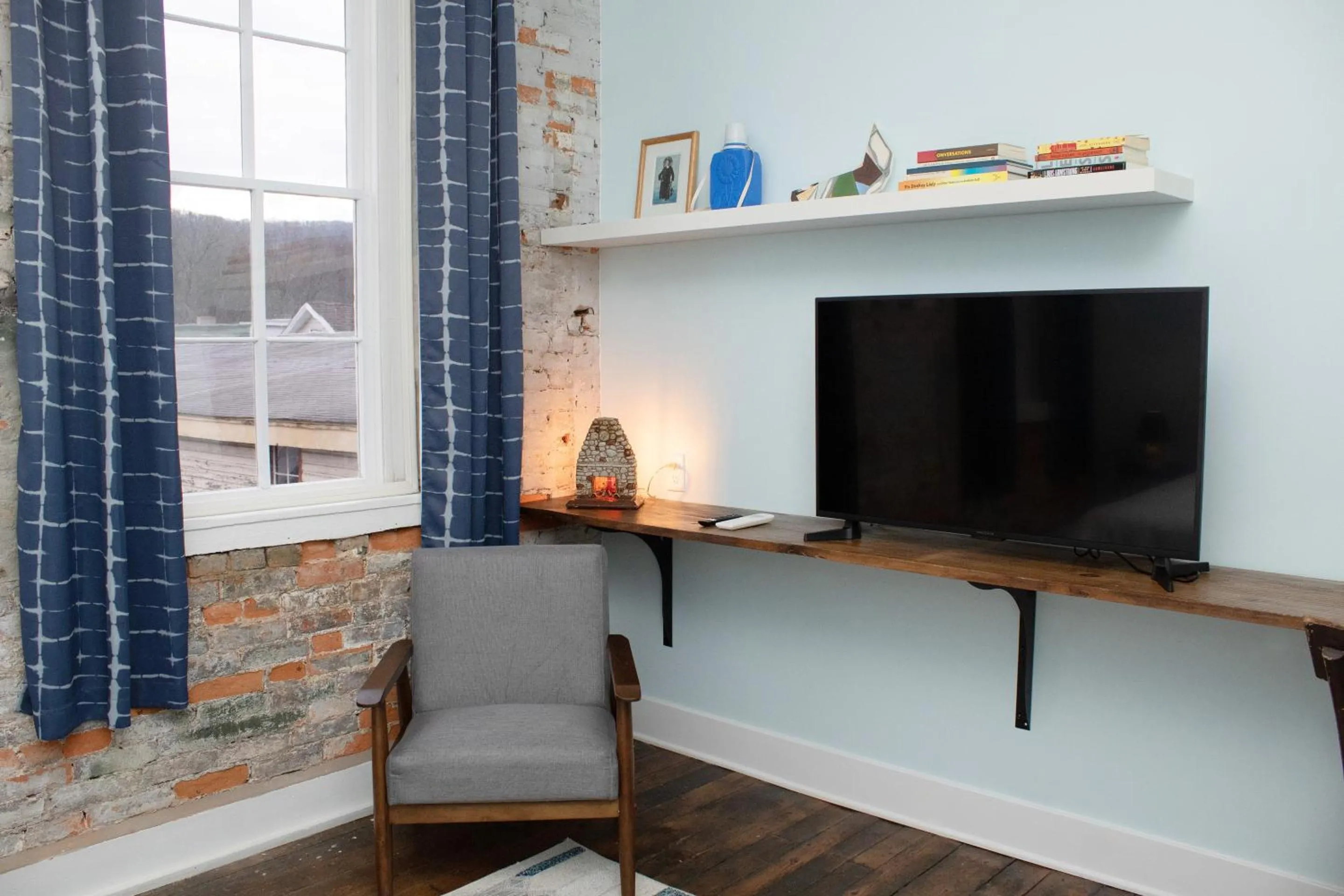 Bedroom in Bischoff Inn - Former 1870 Furniture Factory Now 5 Room Boutique Hotel
