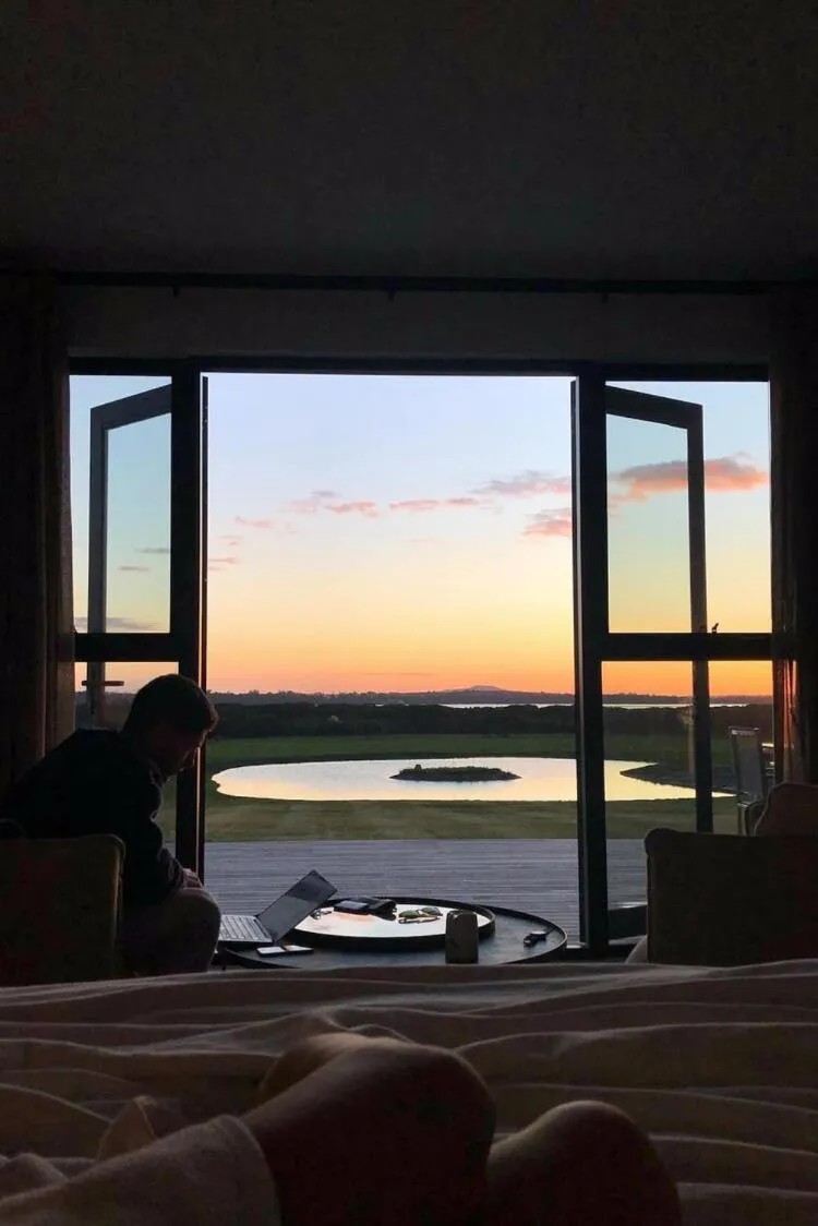 Sunset, Bed in Majuba Country Lodge