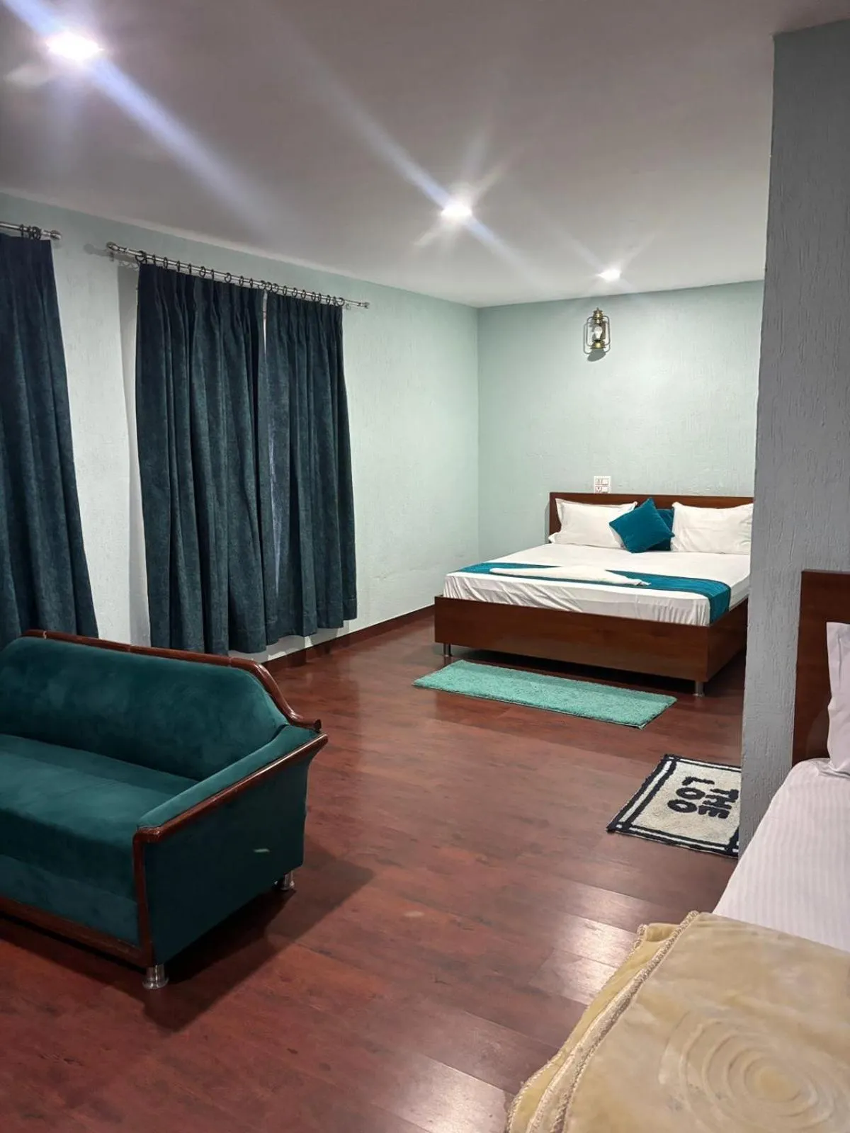 Photo of the whole room, Bed in PinnacleHouse kanatal Uttarakhand