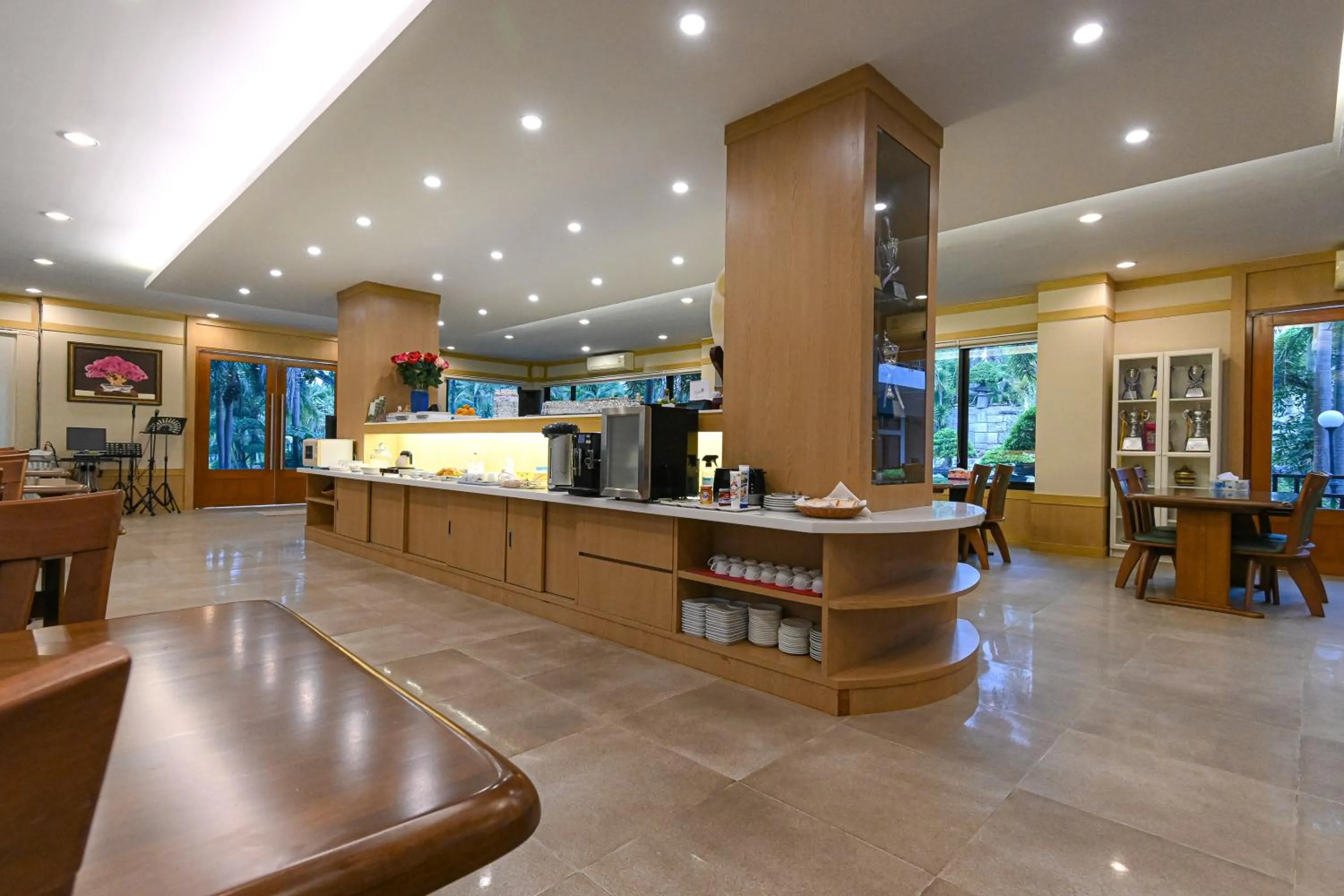 Restaurant/places to eat in Suanphung Bonsai Village