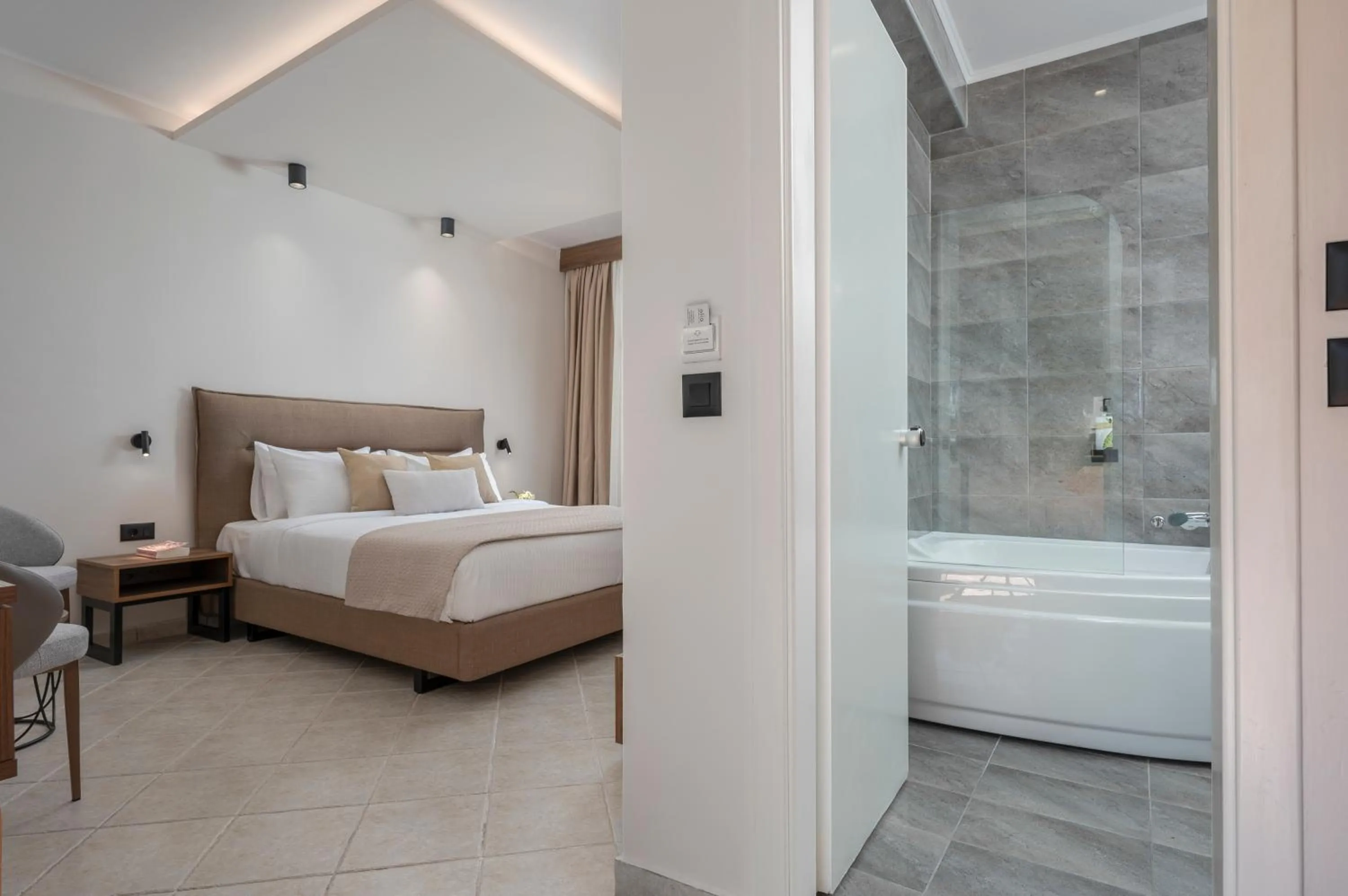 Bedroom, Bed in Alia Palace Hotel - Adults Only 16+