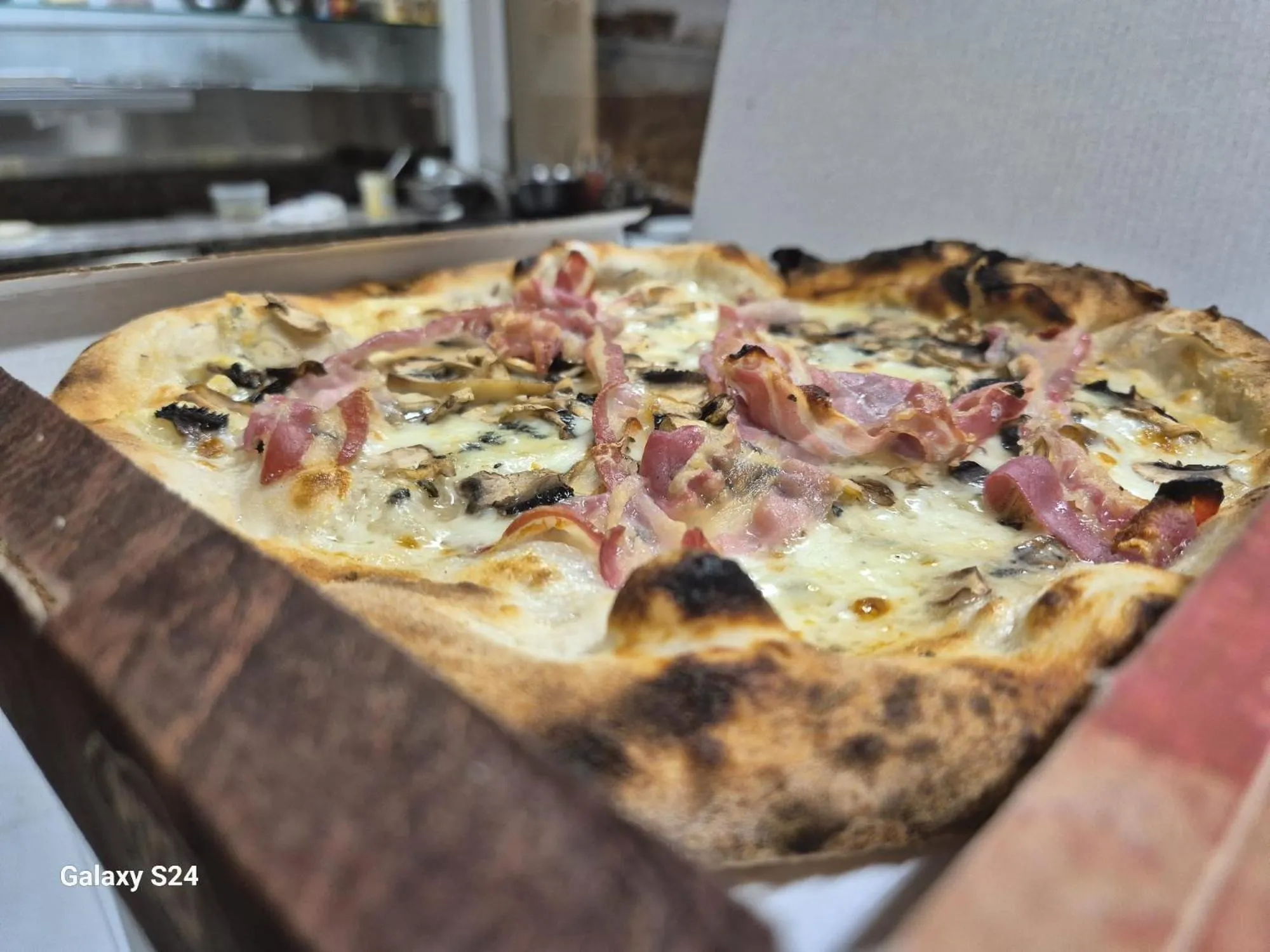 Restaurant/places to eat in BAGLIO TRAMONTANA