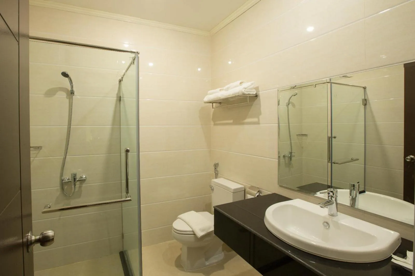 Shower in Centerpoint Boutique Hotel