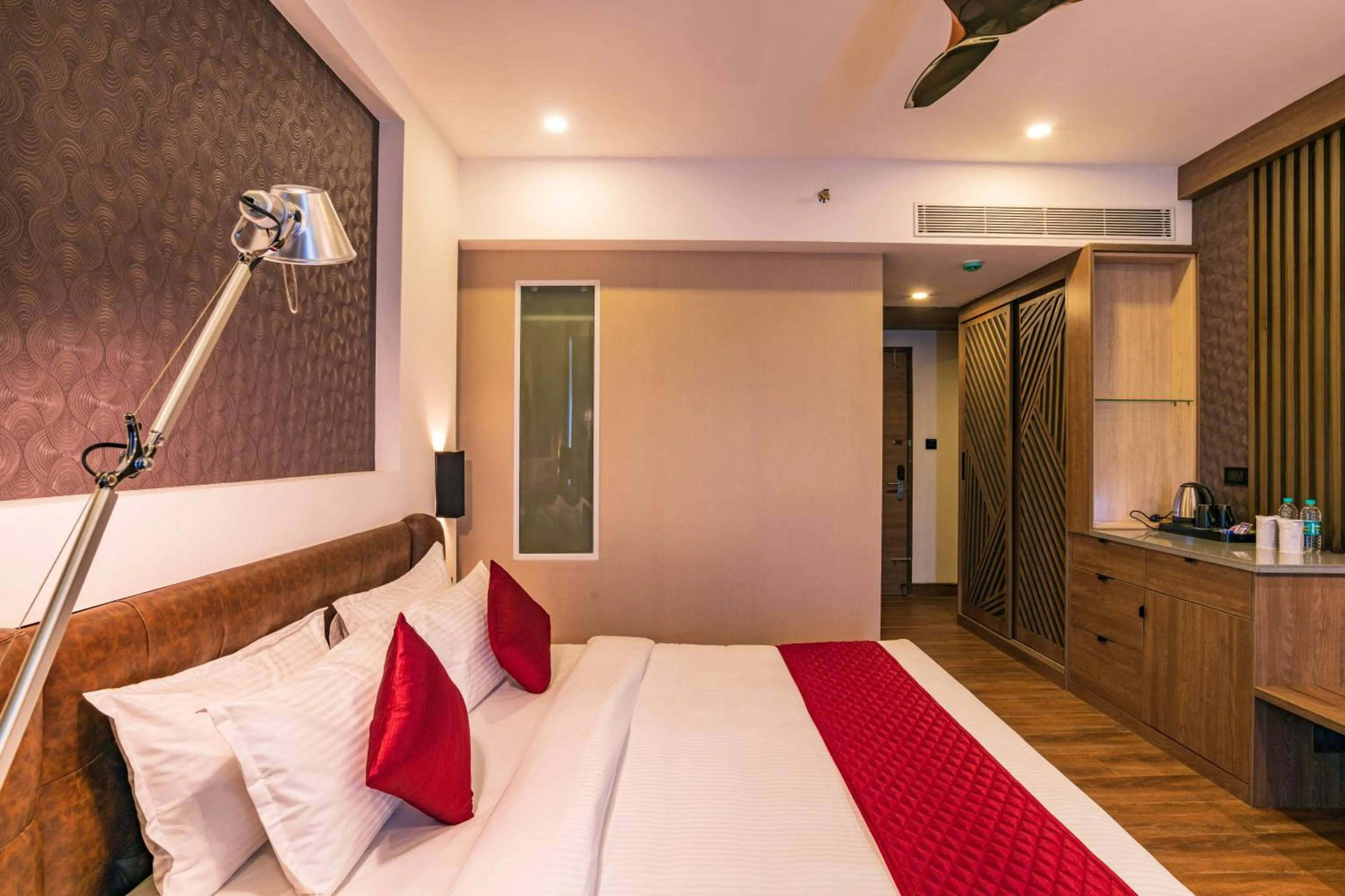 Bed in Classic Regency