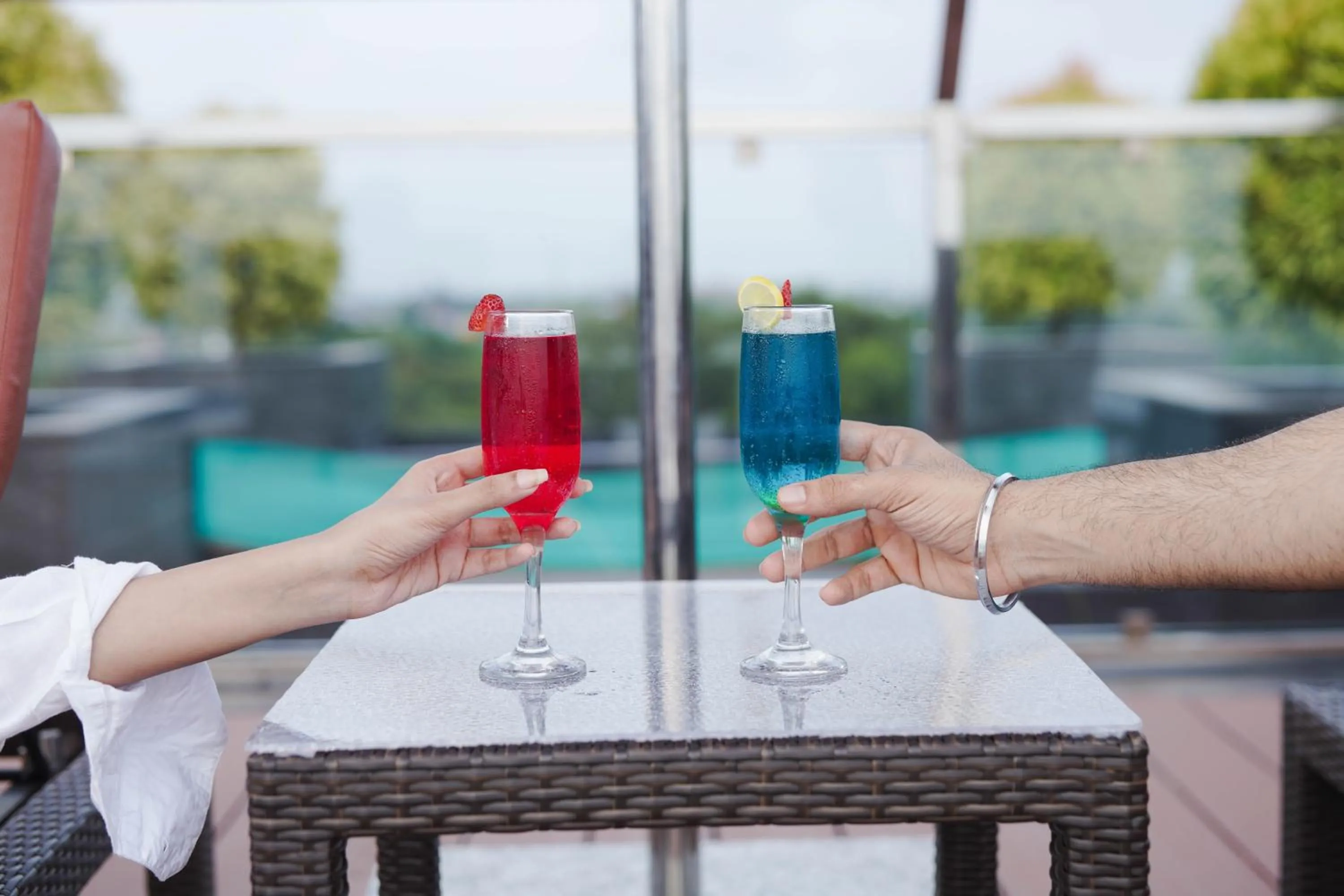 Swimming pool in Classic Regency