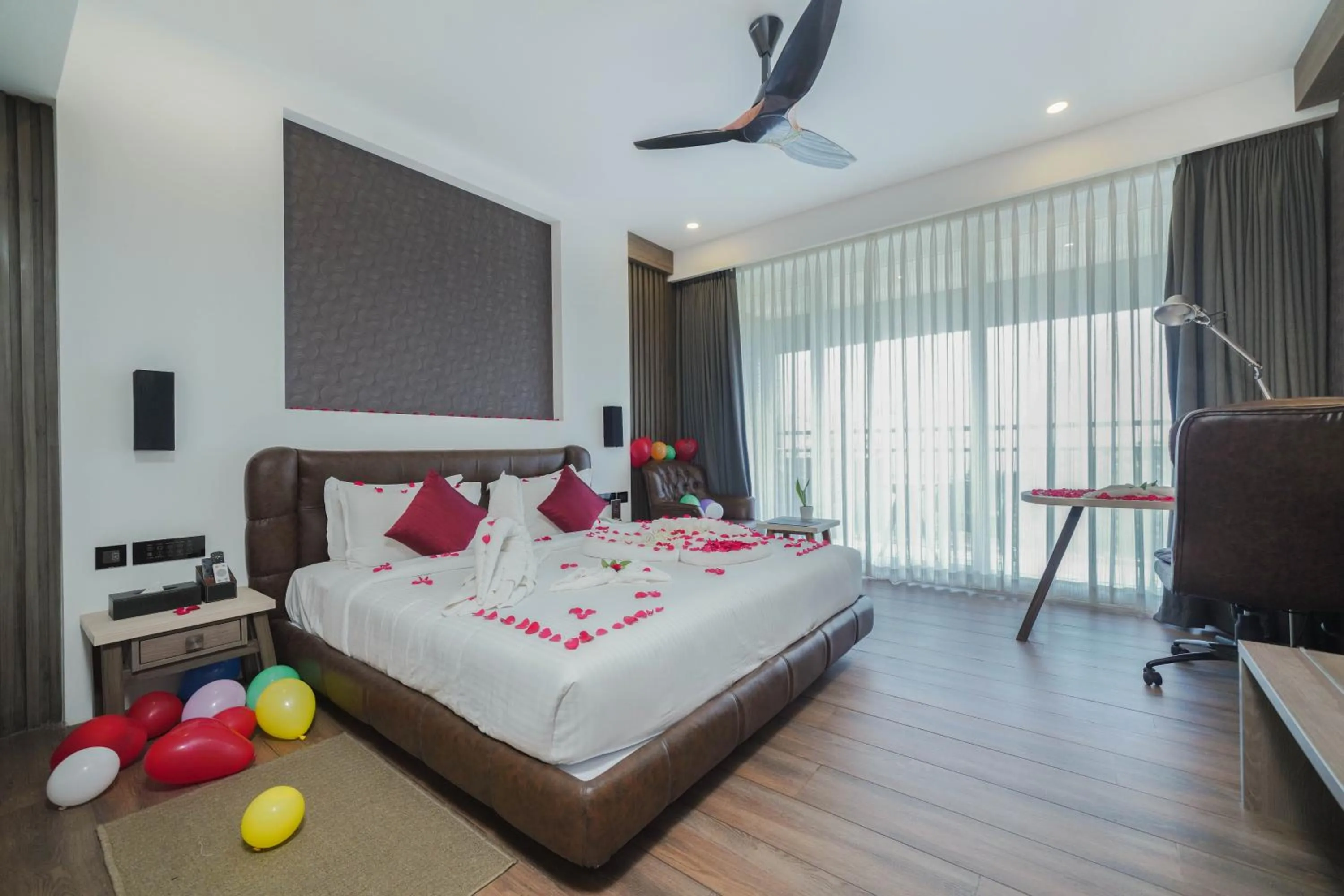 Bed in Classic Regency