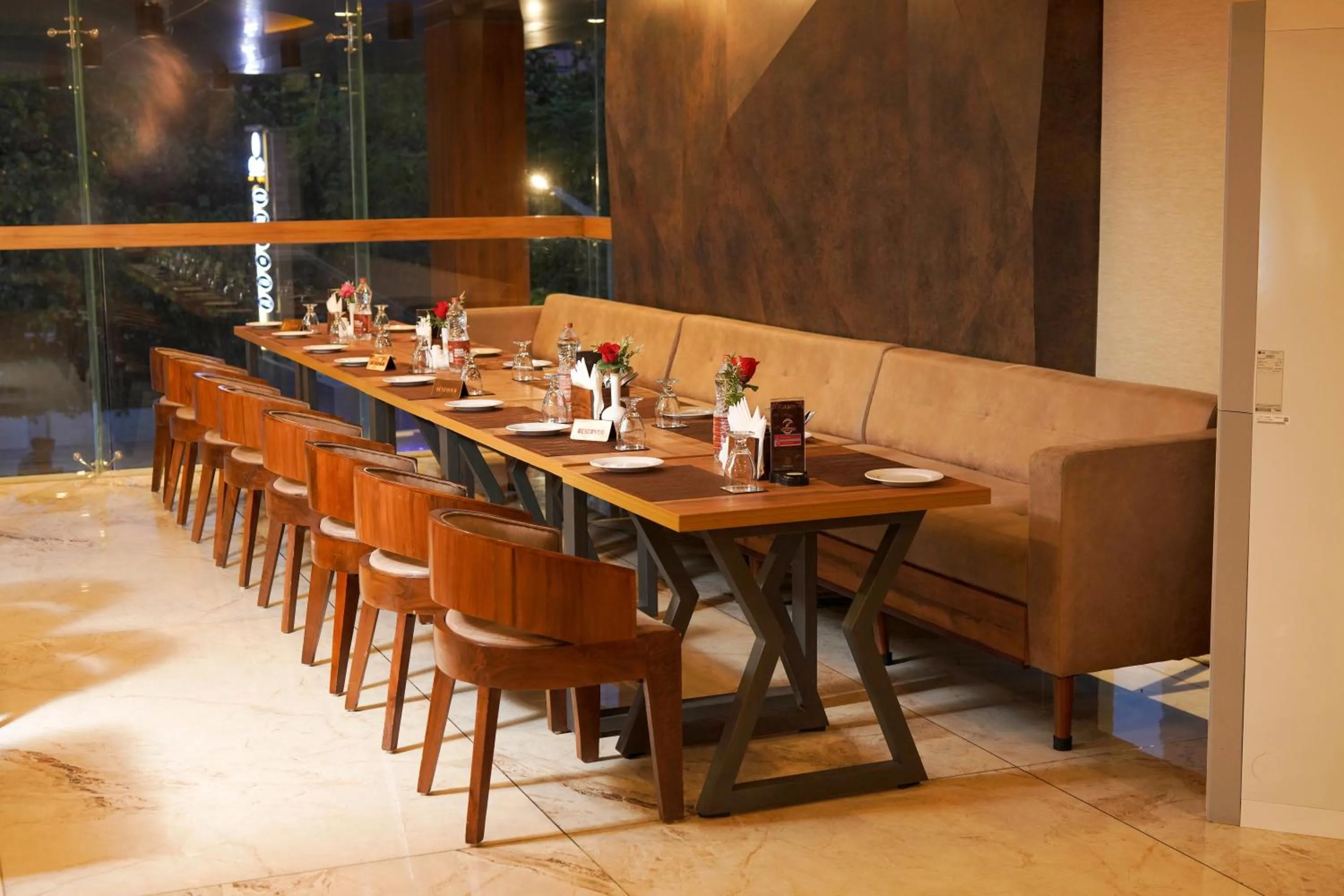 Restaurant/places to eat in Classic Regency