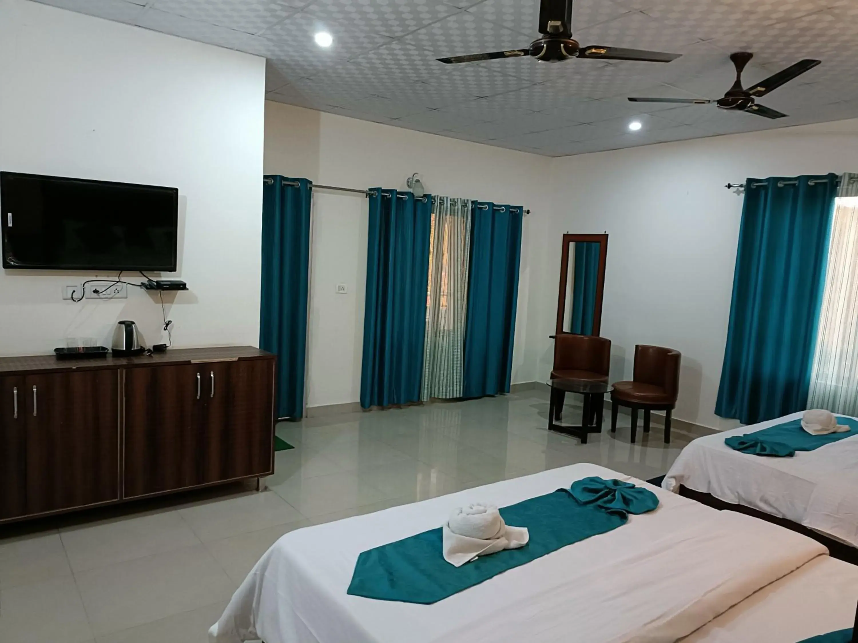 Family Suite with Balcony in Nature Hike Family Suite with Balcony in Nature Hike