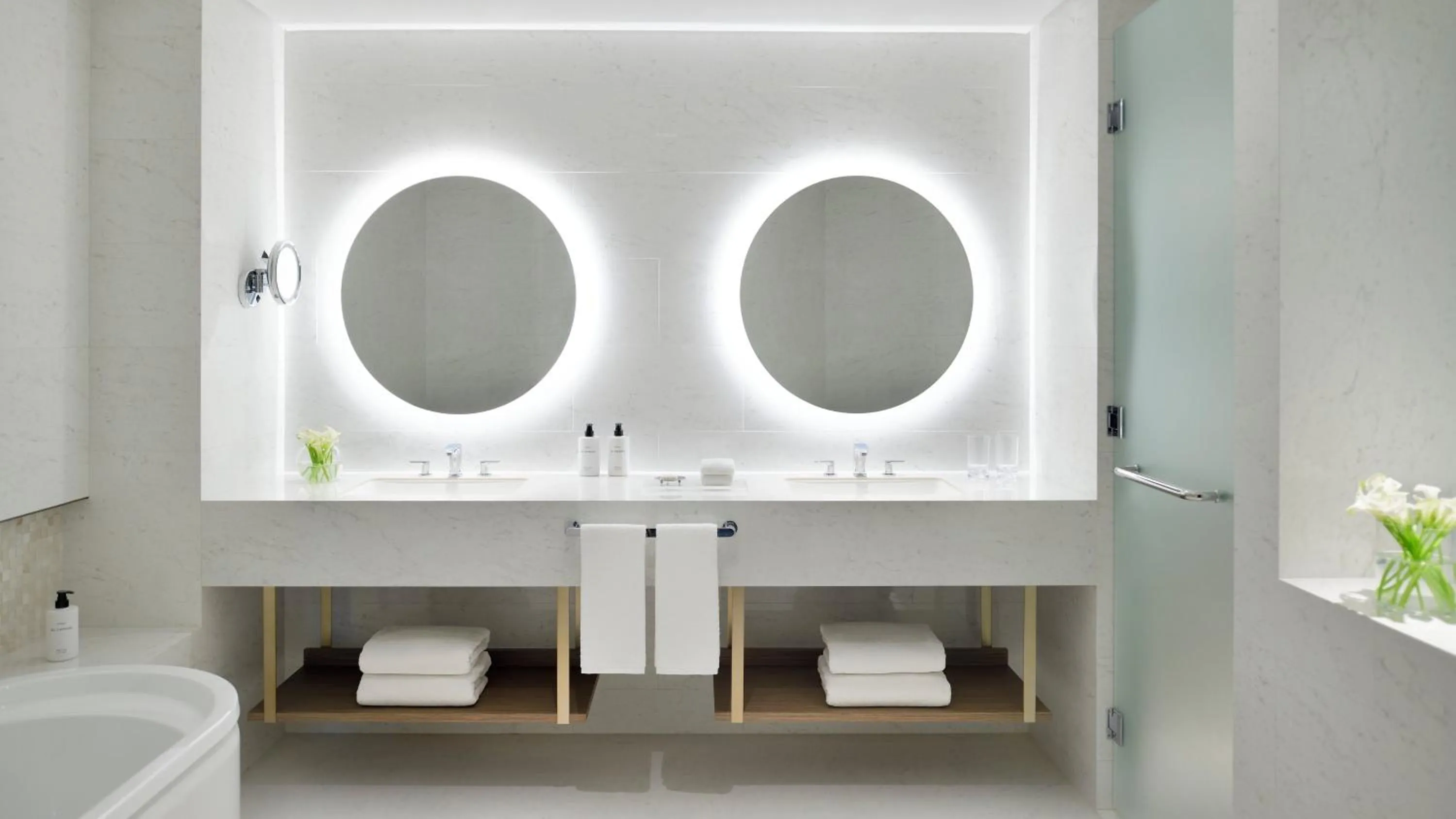 Bathroom in InterContinental Residences Abu Dhabi by IHG