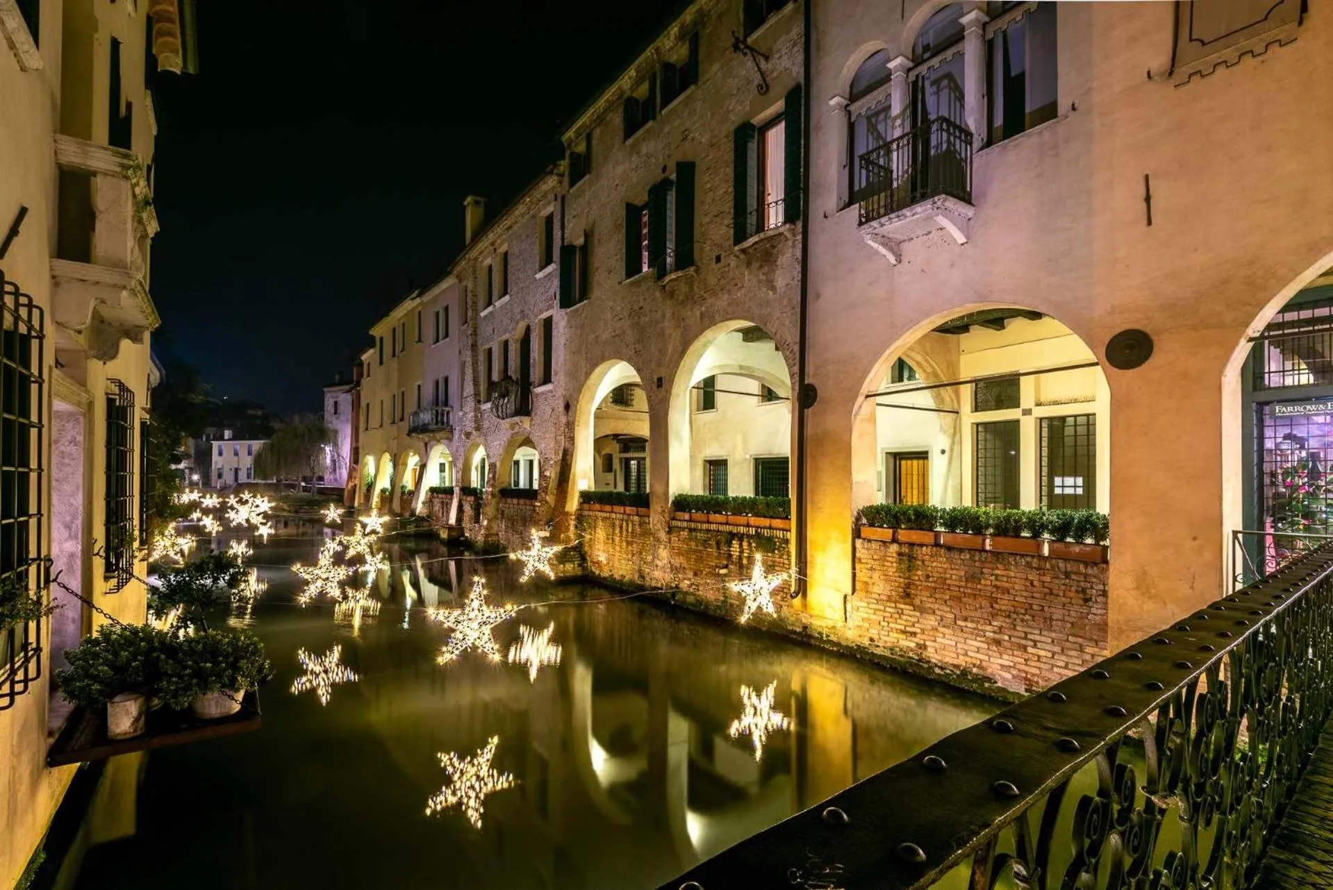 River view in Buranelli Charme Rooms