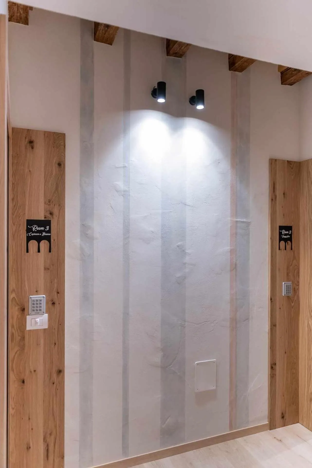 Facade/entrance in Buranelli Charme Rooms