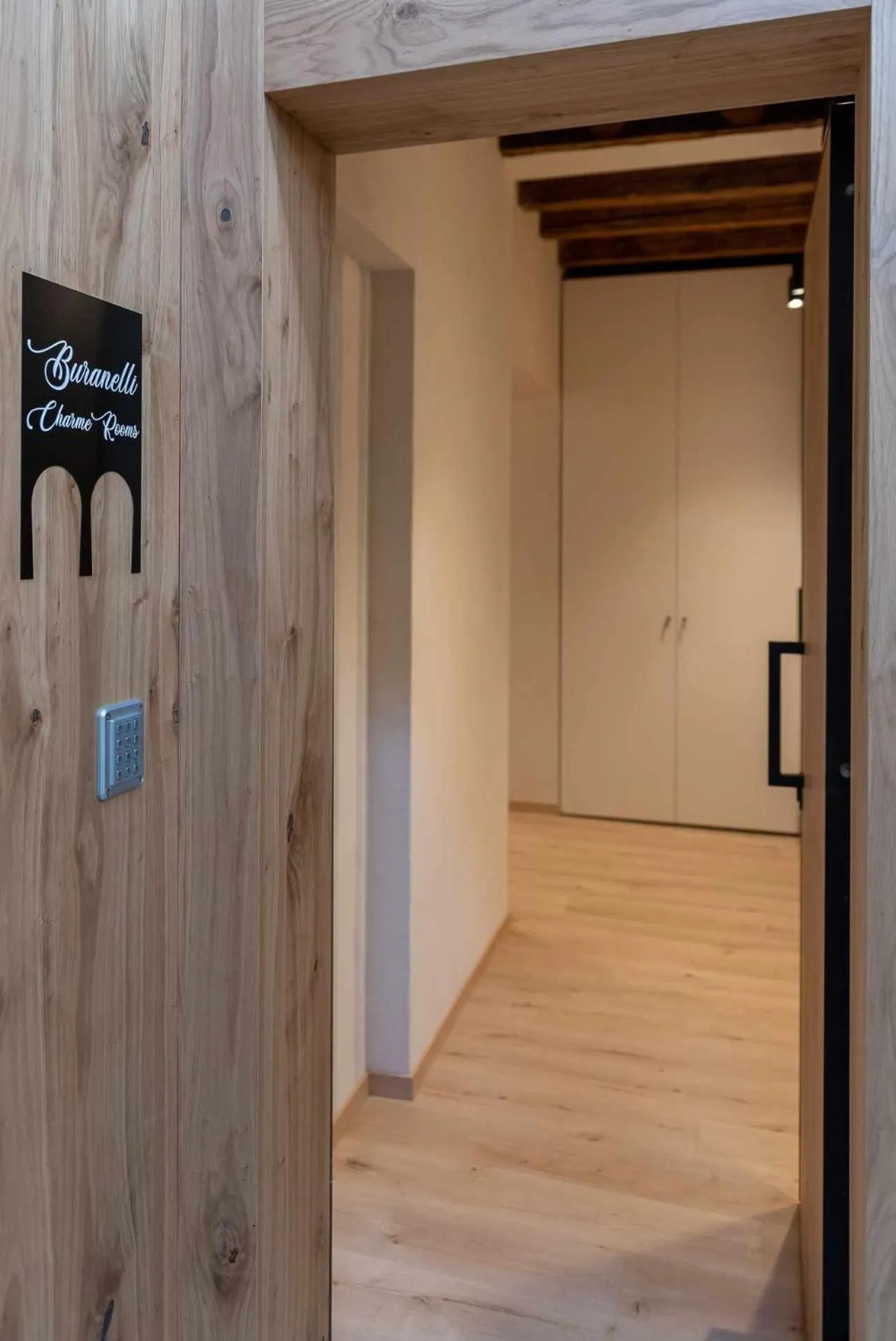 Facade/entrance in Buranelli Charme Rooms